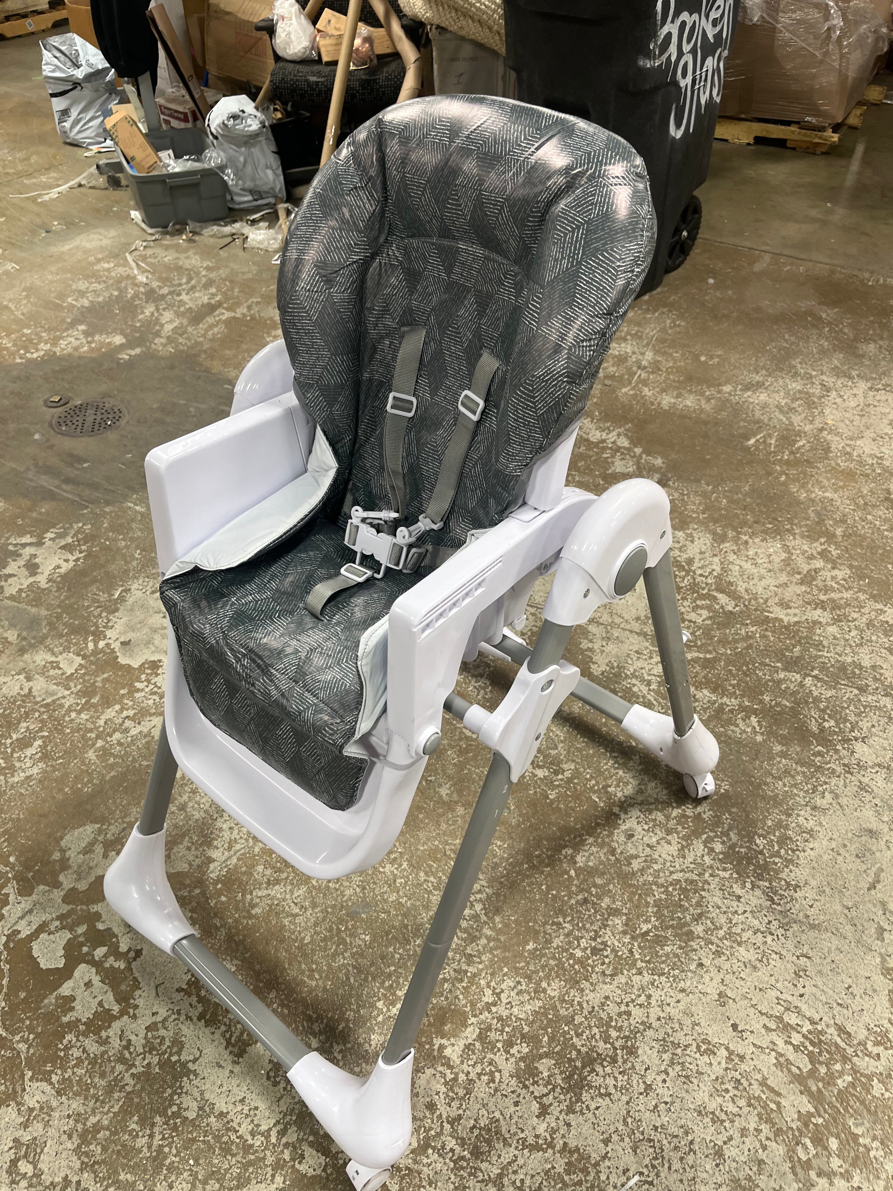 3-in-1 Grow and Go High Chair