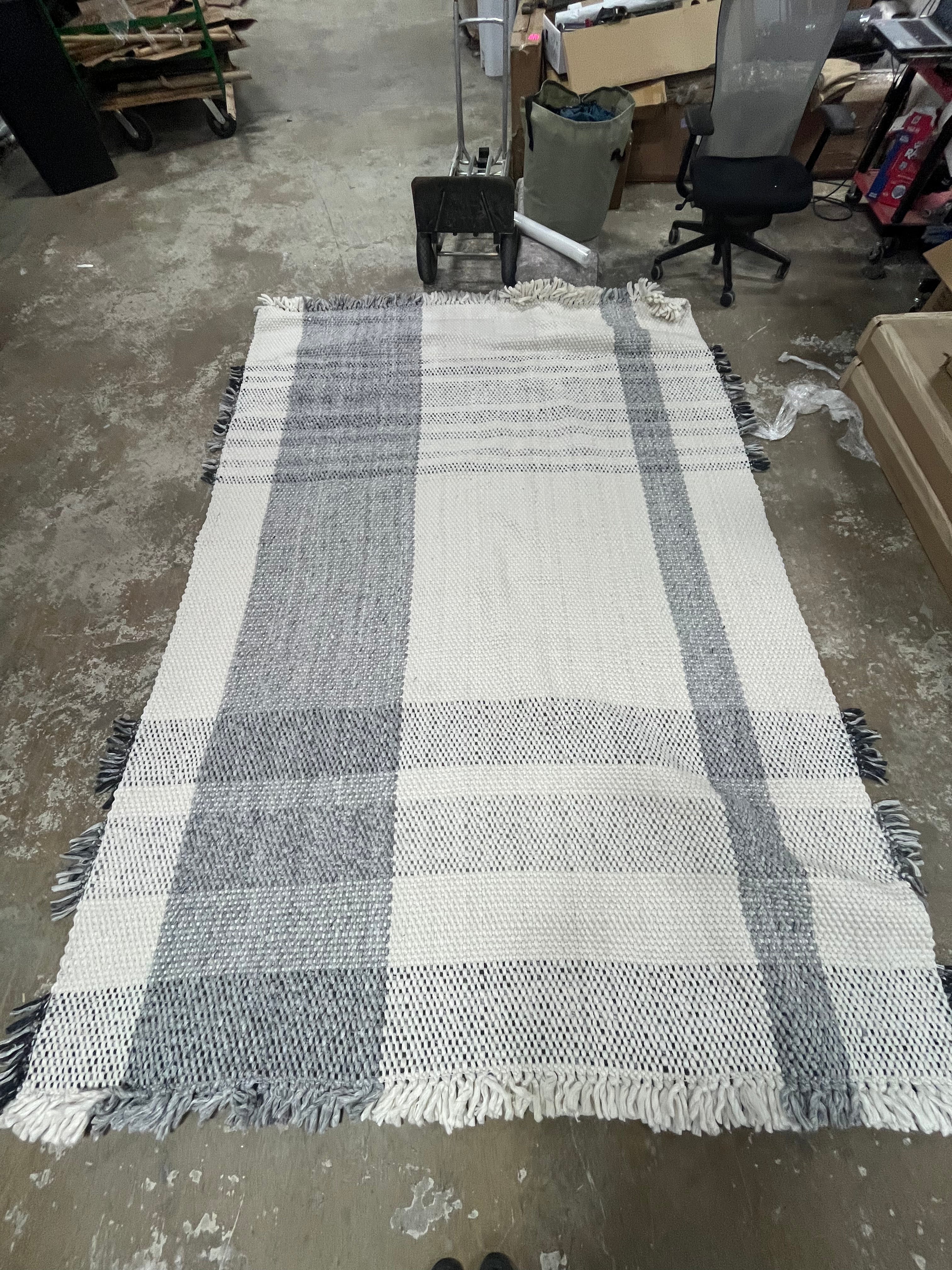 Laurelhurst Indoor/Outdoor Plaid Rug Black/White