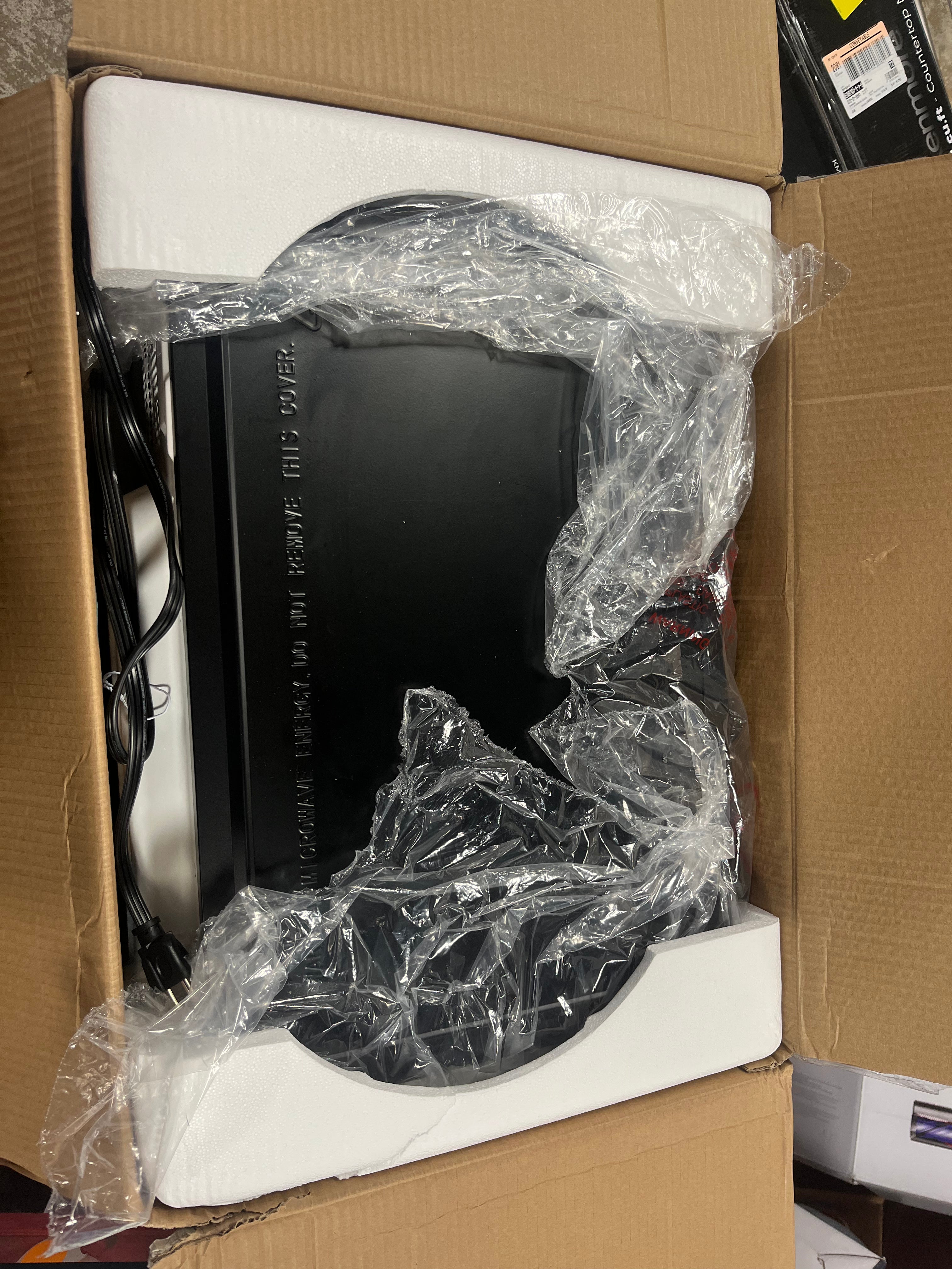 Microwave - Black: Countertop Oven, 1000W, Child Lock, 6 Programs