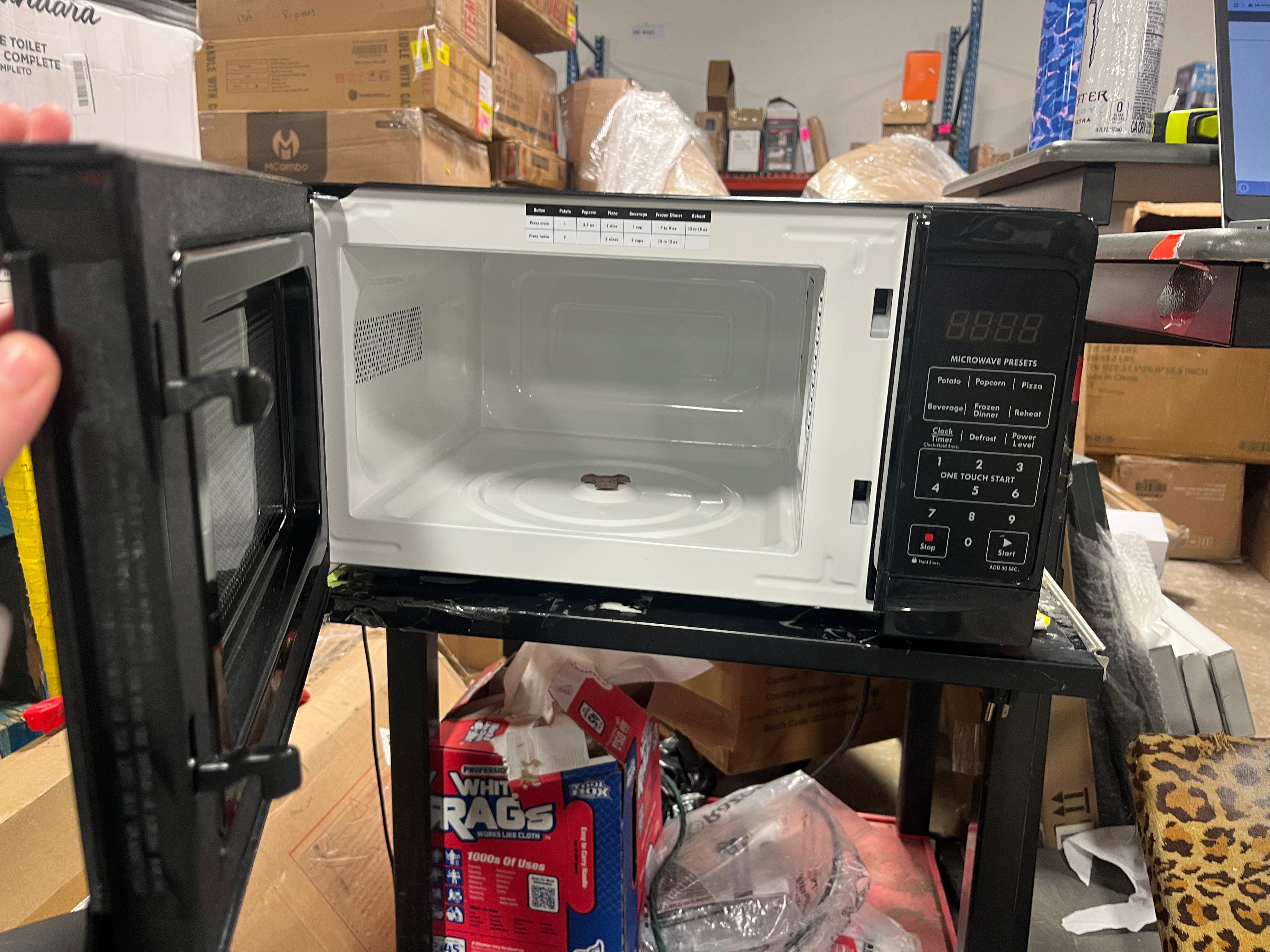 Microwave - Black