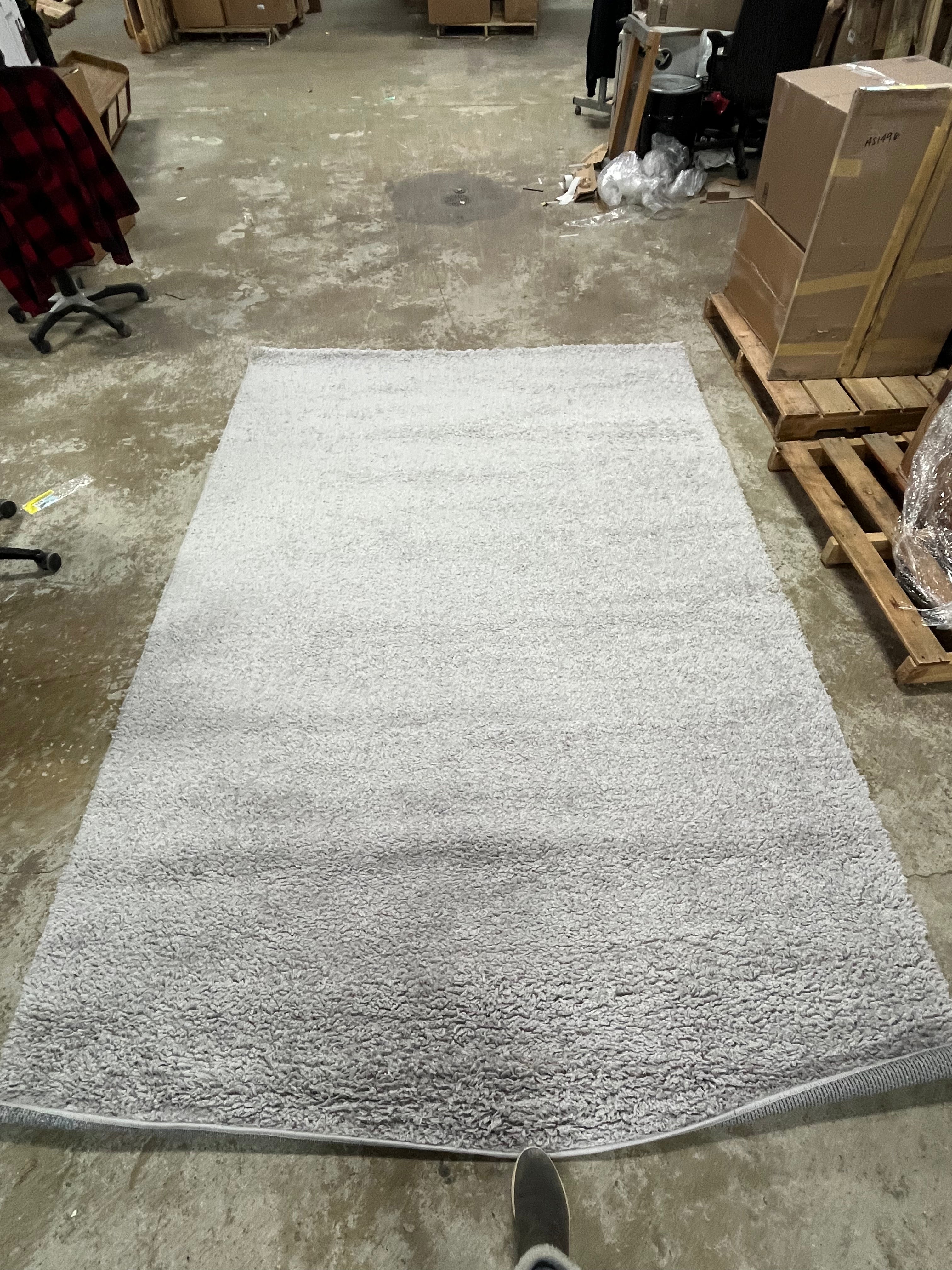 Jiang Silver Rug, 6'7" x 9'6"