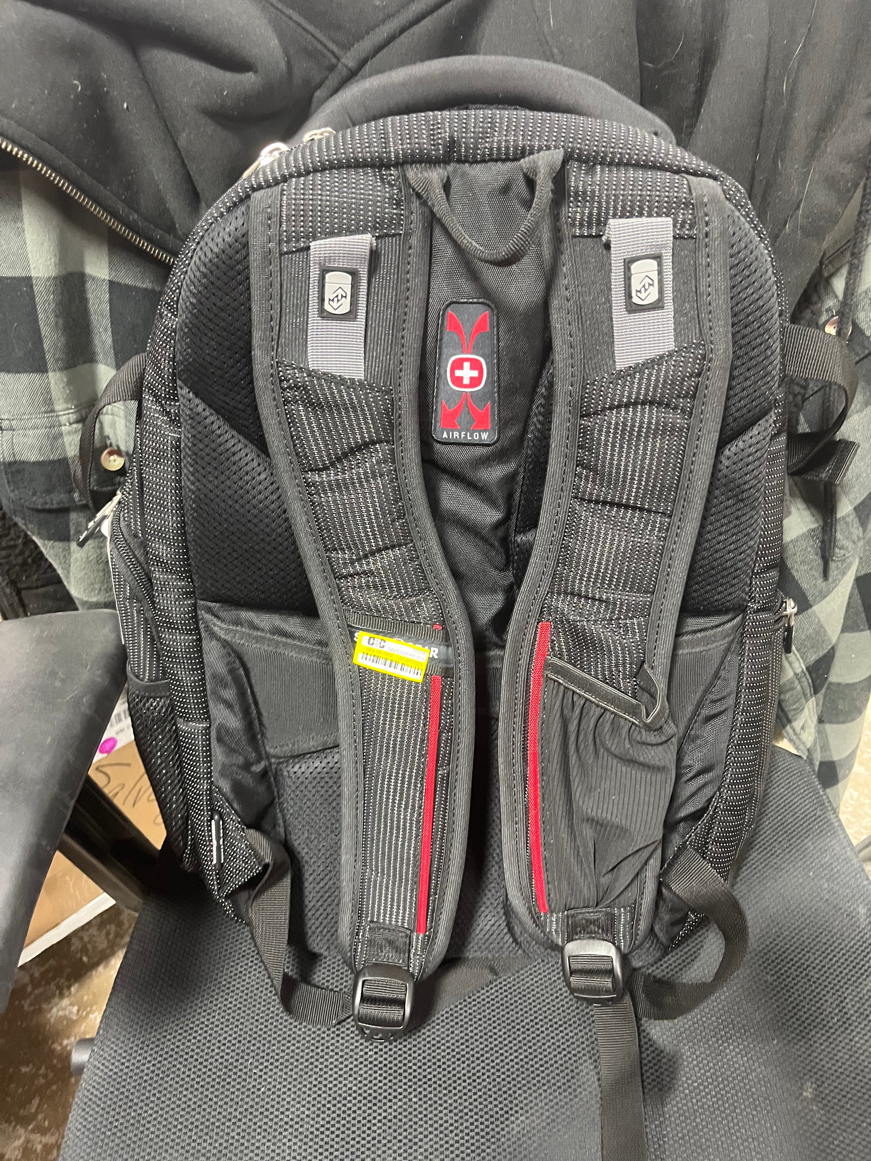 Scan Smart TSA Laptop and USB Power Plug Backpack - Black – Salvage ...