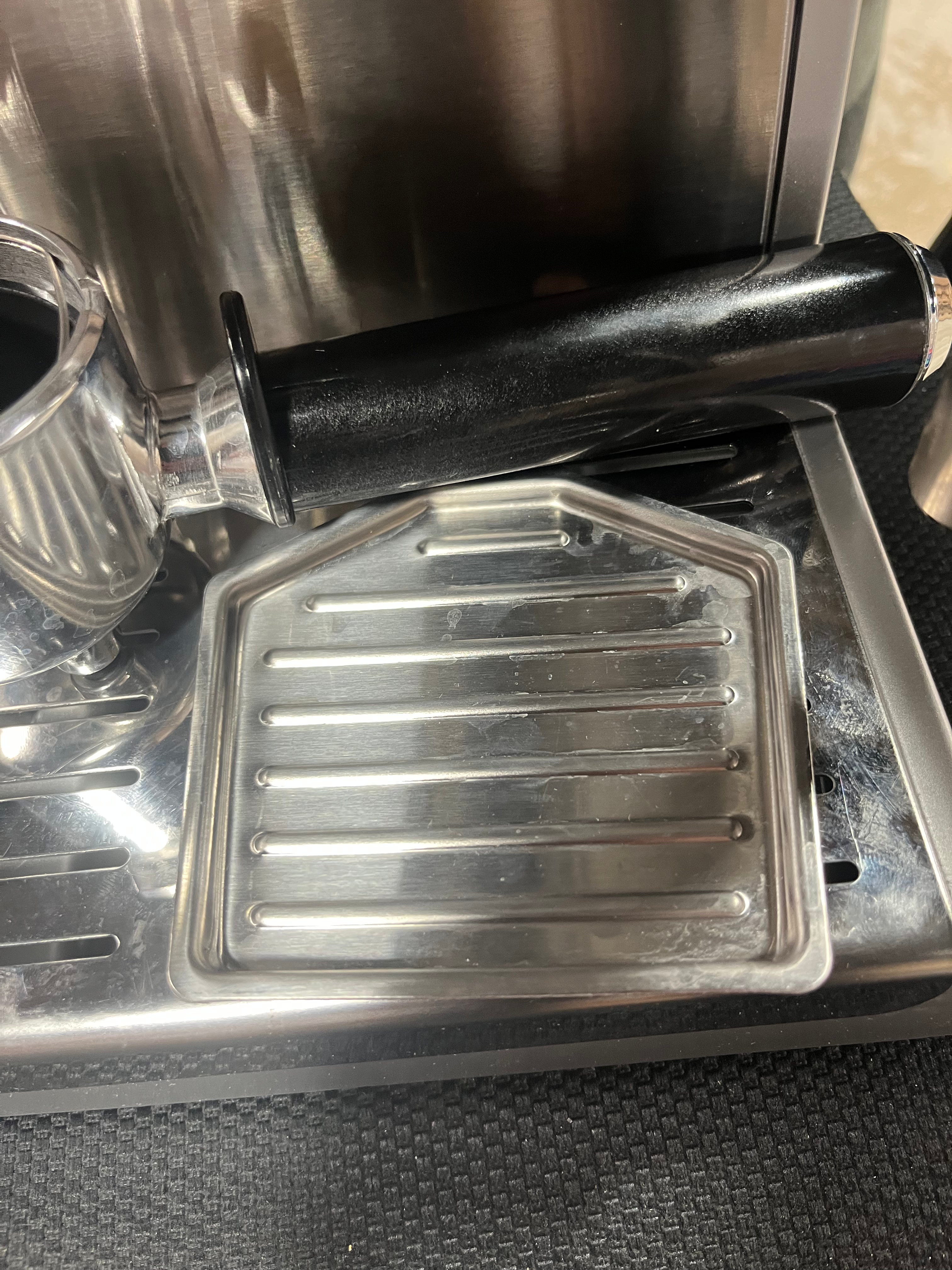 15 Bar Pump Espresso Machine - Silver, Adjustable Cup Shelf, Milk Frother, Removable Water Reservoir