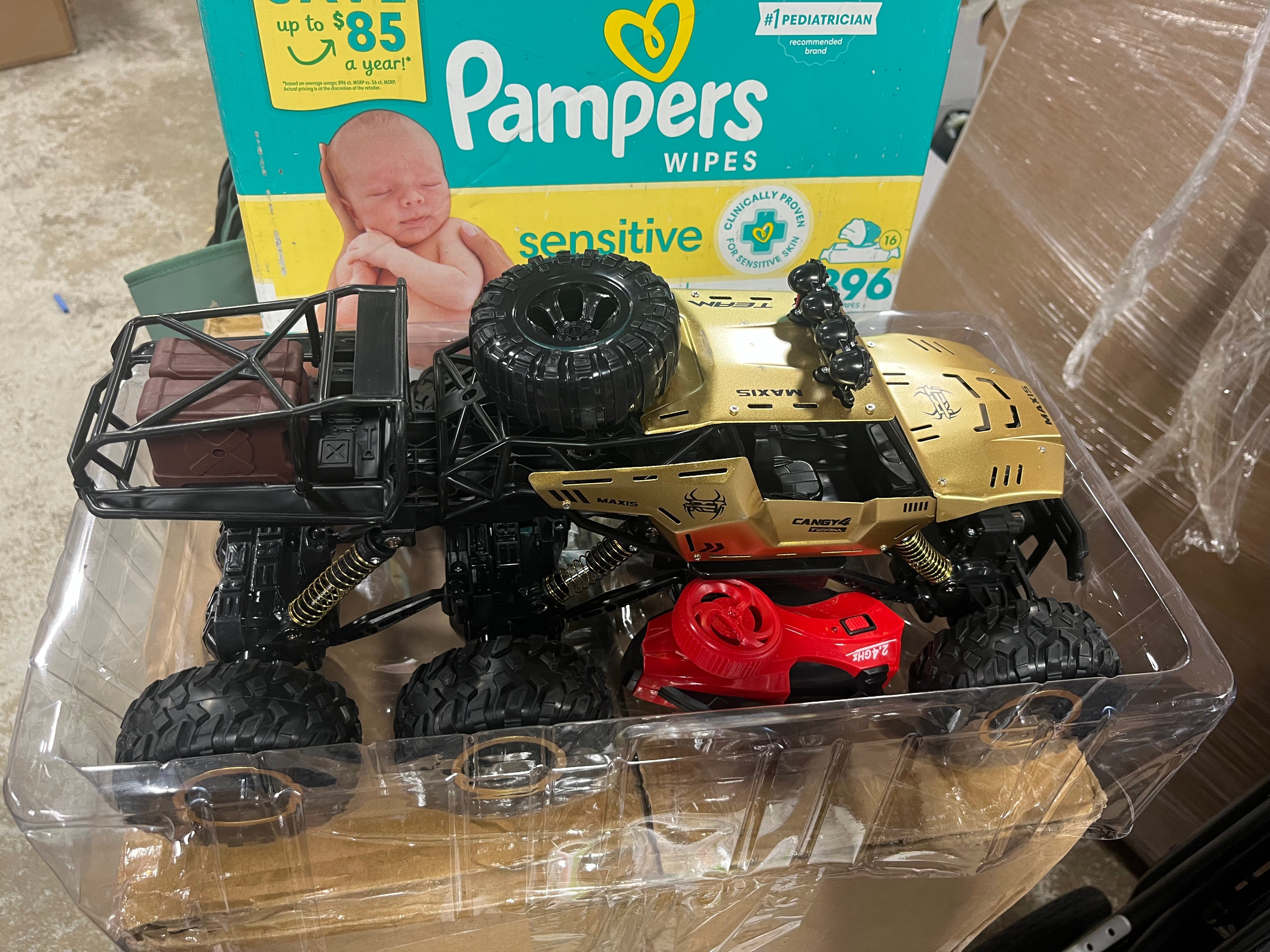 Metal Car Large 6 Wheel 4WD RC Truck Oversized RC Car Metal Alloy Body Remote Control Offroad 4x4 Vehicles Electric Toys