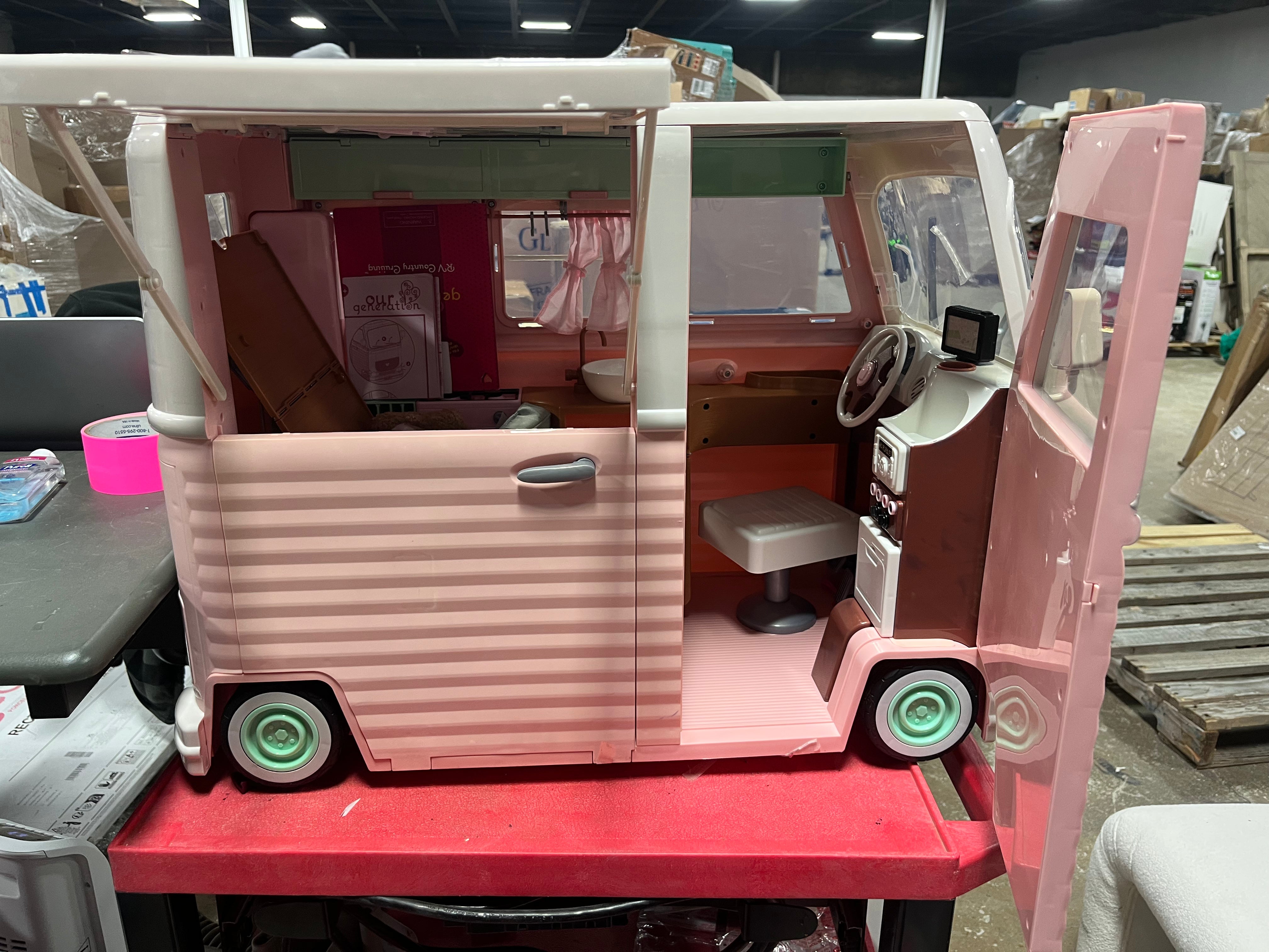 Country Cruising RV Camper Vehicle Playset for Dolls
