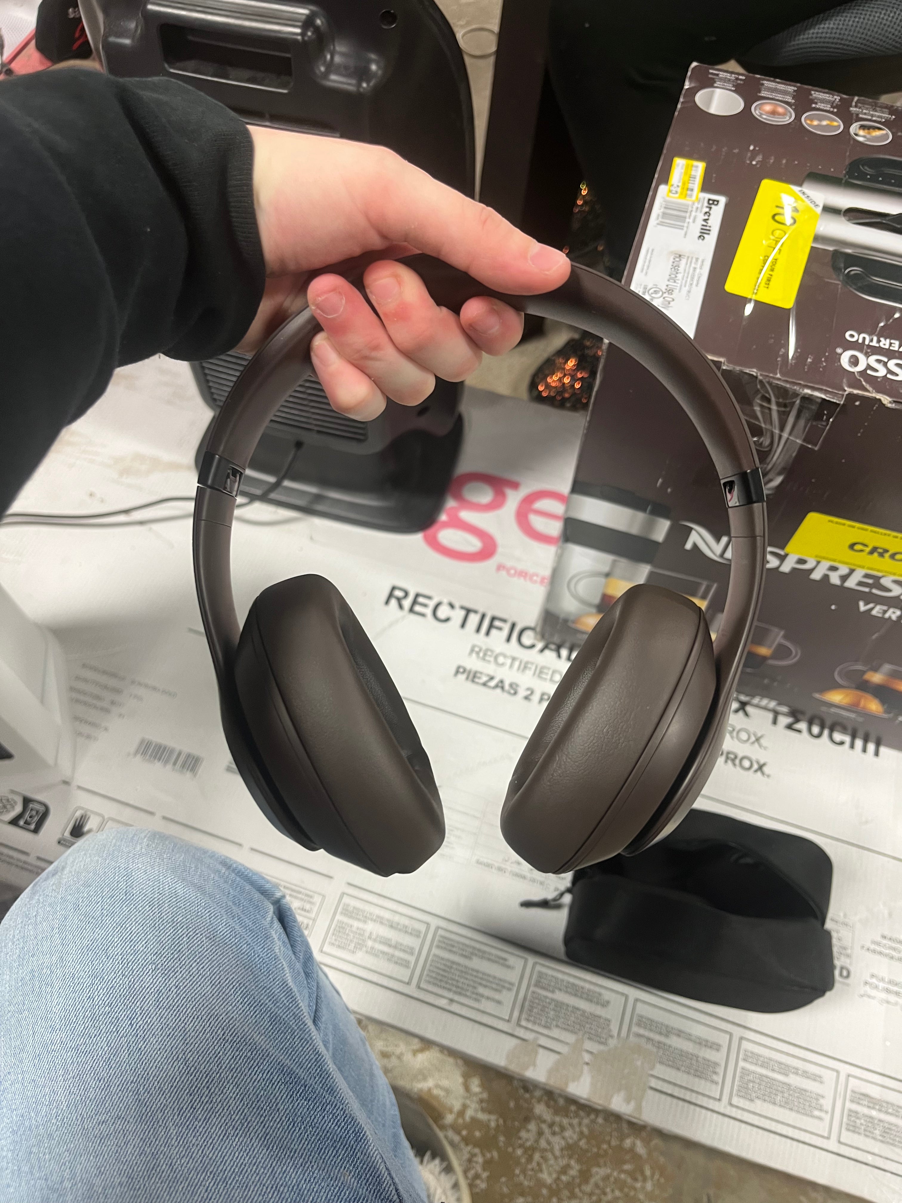 Beats Studio Pro Wireless Headphones - Deep Brown