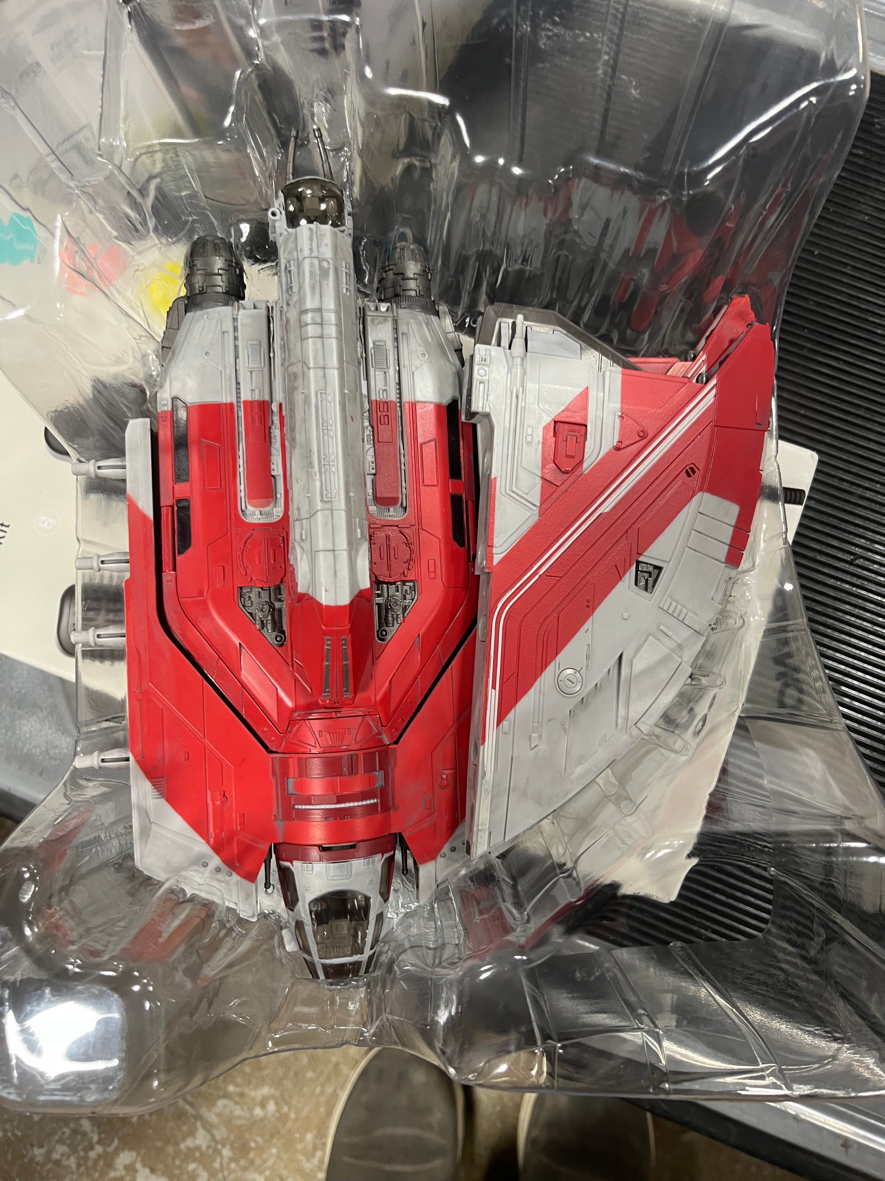 Ahsoka Tano's T-6 Shuttle and Mini Figure Set