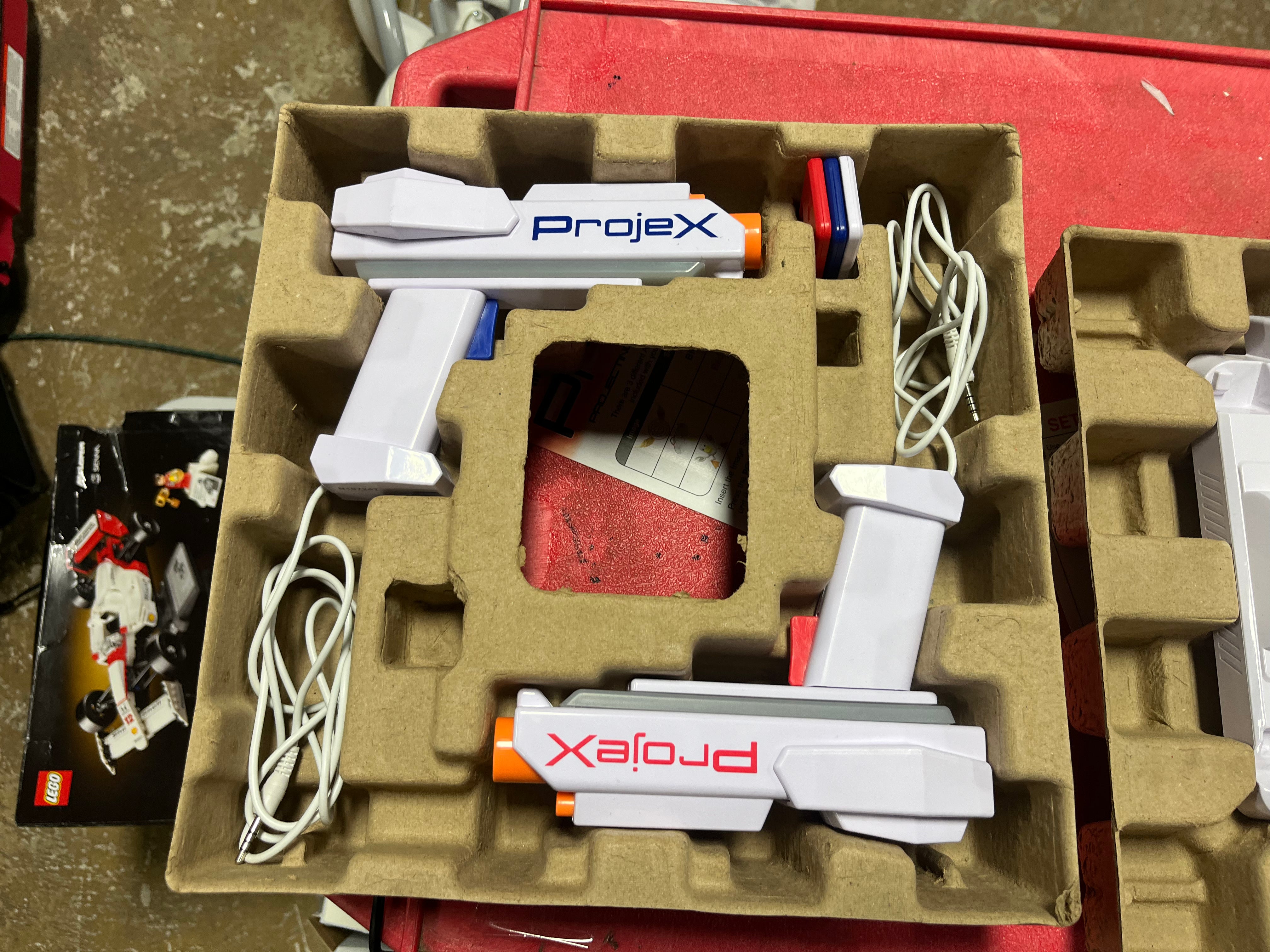 Image Projecting Arcade Game
