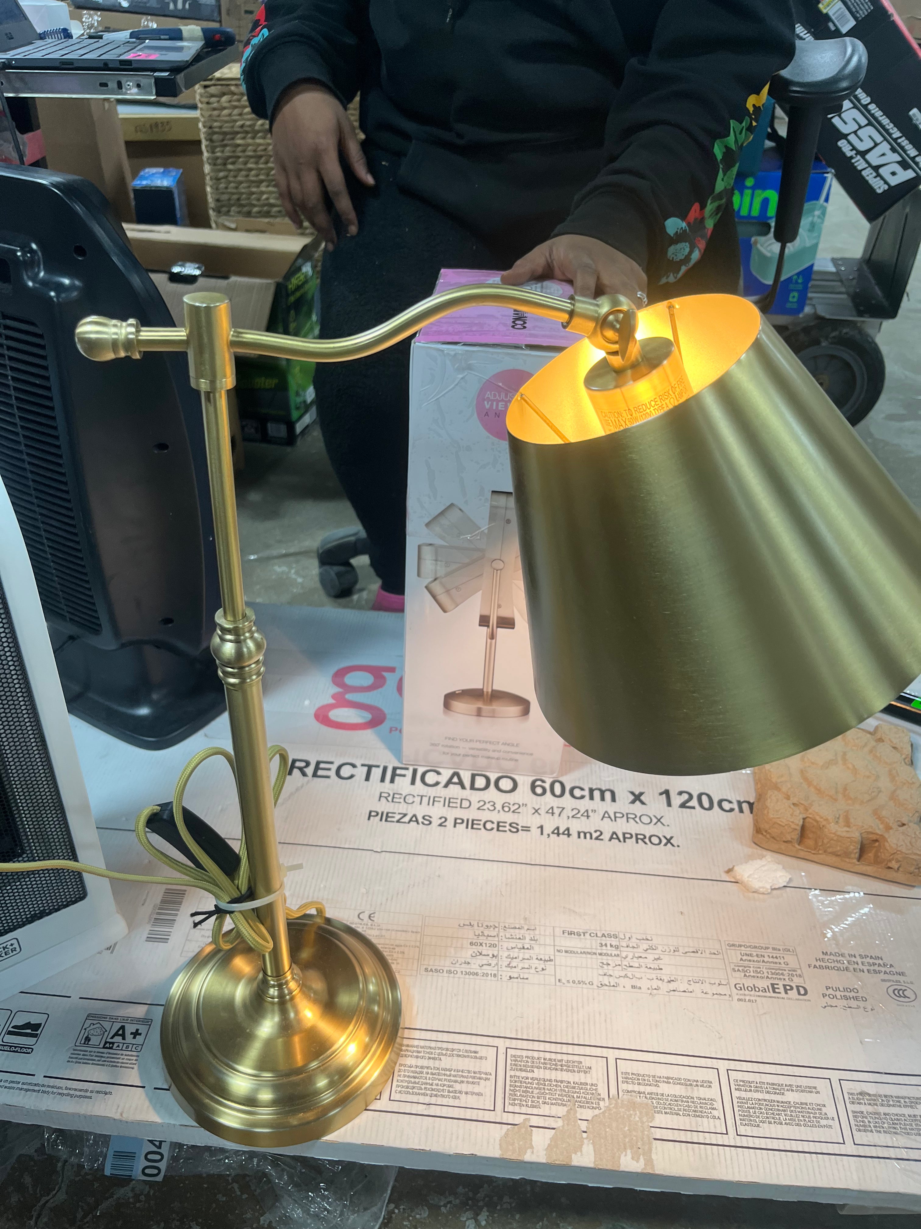Accented Metal Table Lamp Brass