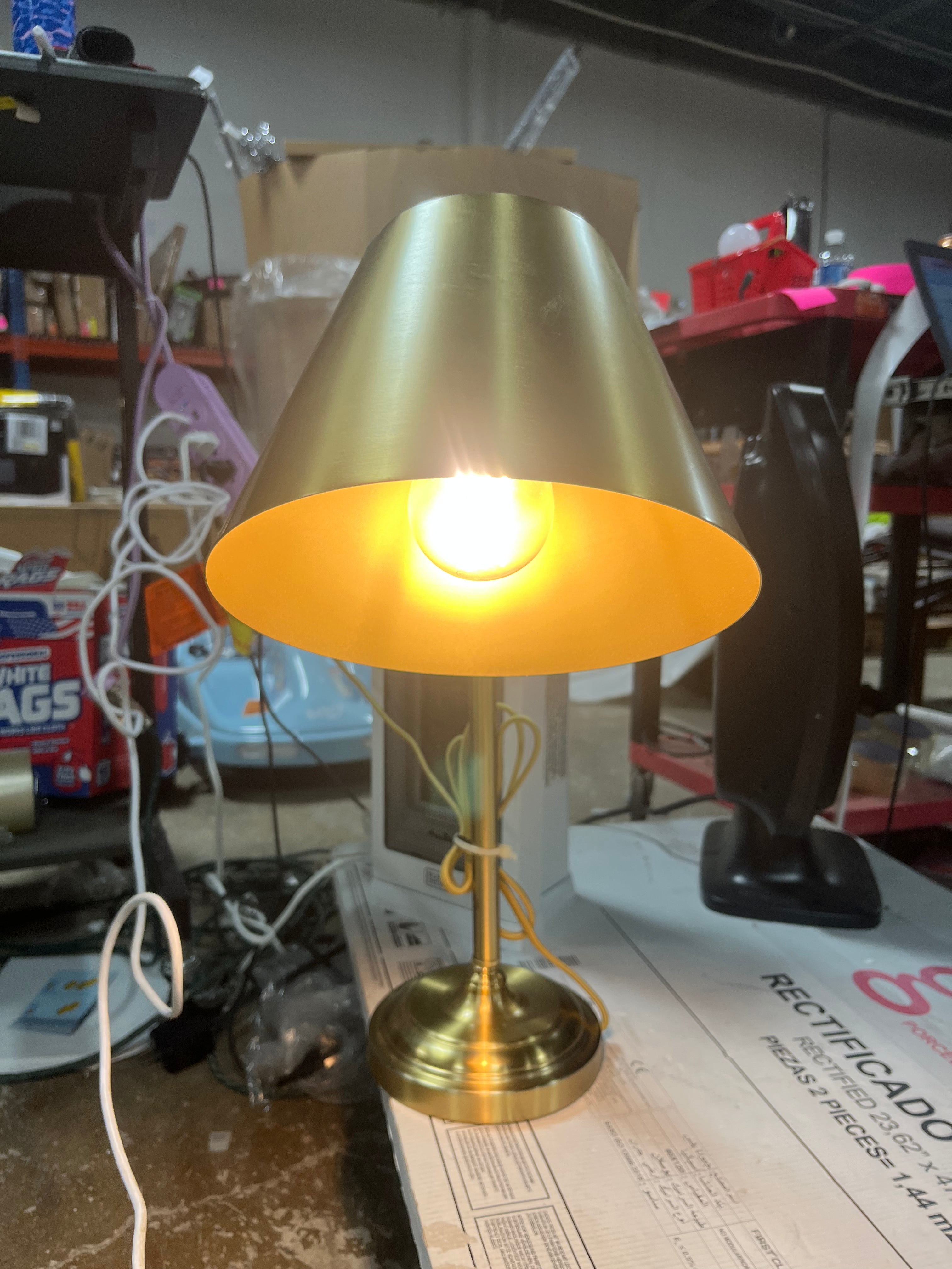 Accented Metal Table Lamp Brass