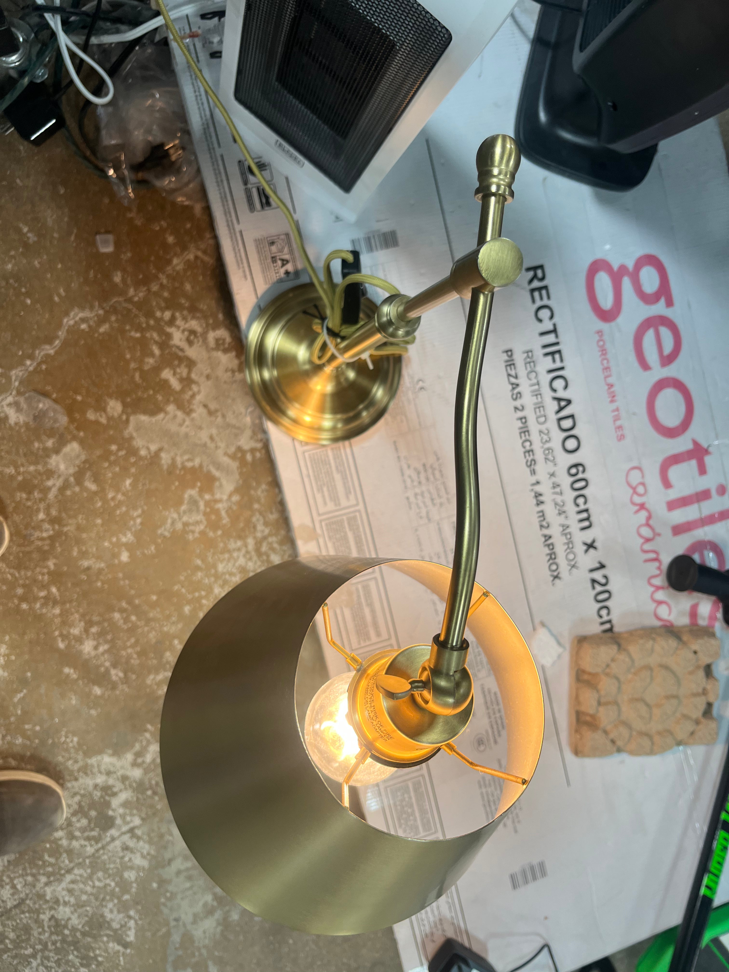 Accented Metal Table Lamp Brass