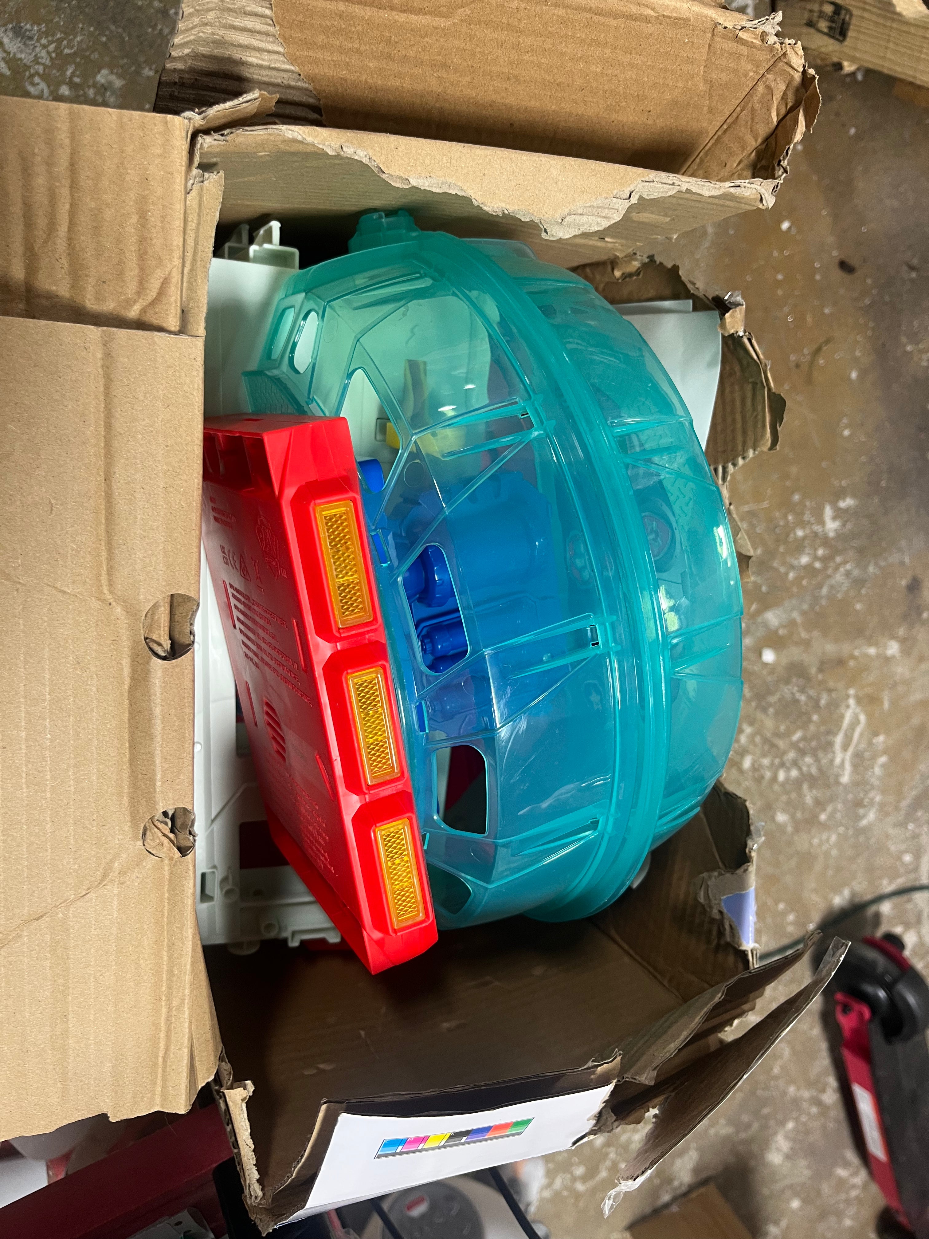 Rescue Wheels Tower: Lookout Playset with Chase Figure, Police Car, Battery-Powered, for Kids