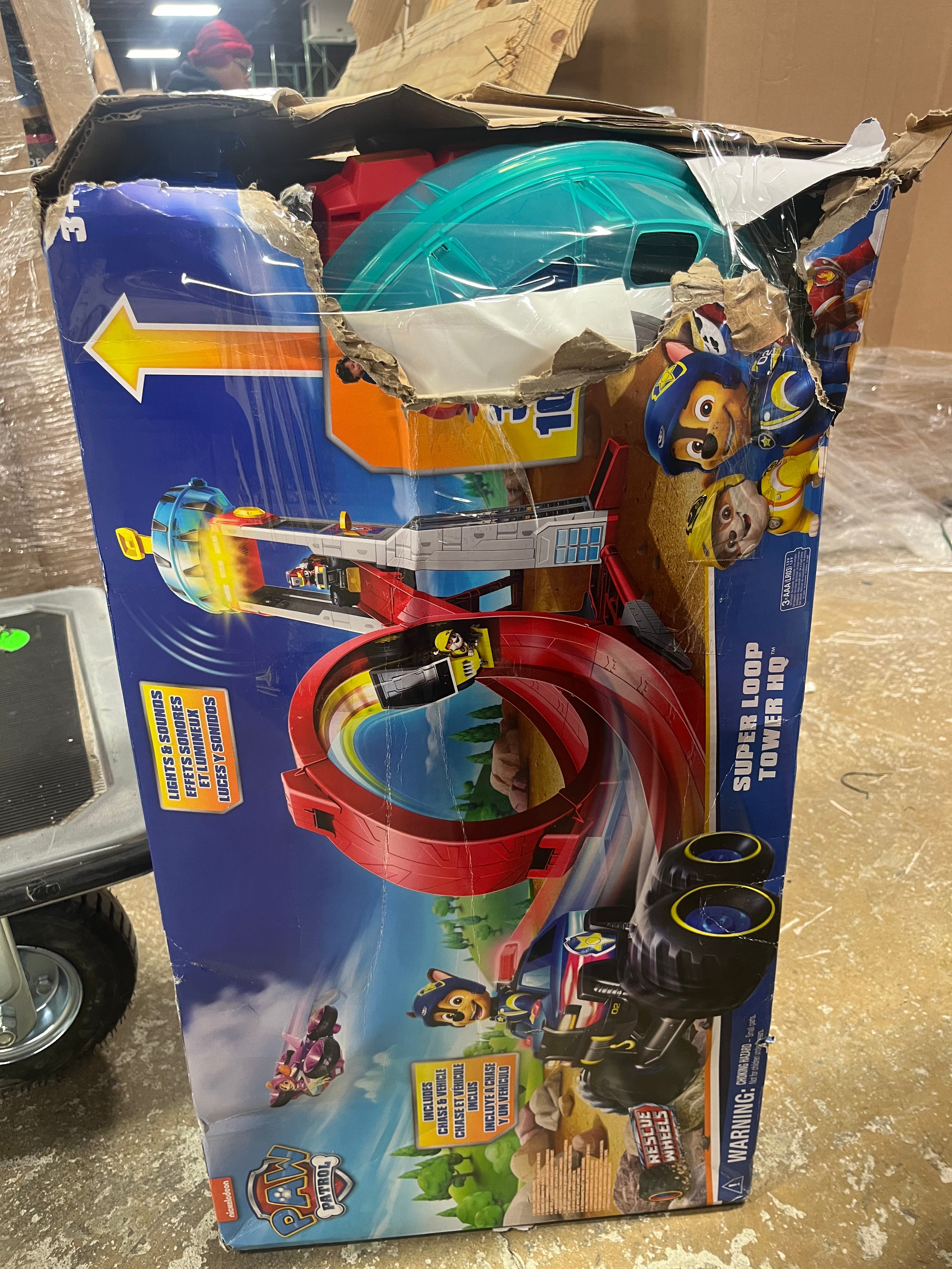 Rescue Wheels Tower: Lookout Playset with Chase Figure, Police Car, Battery-Powered, for Kids