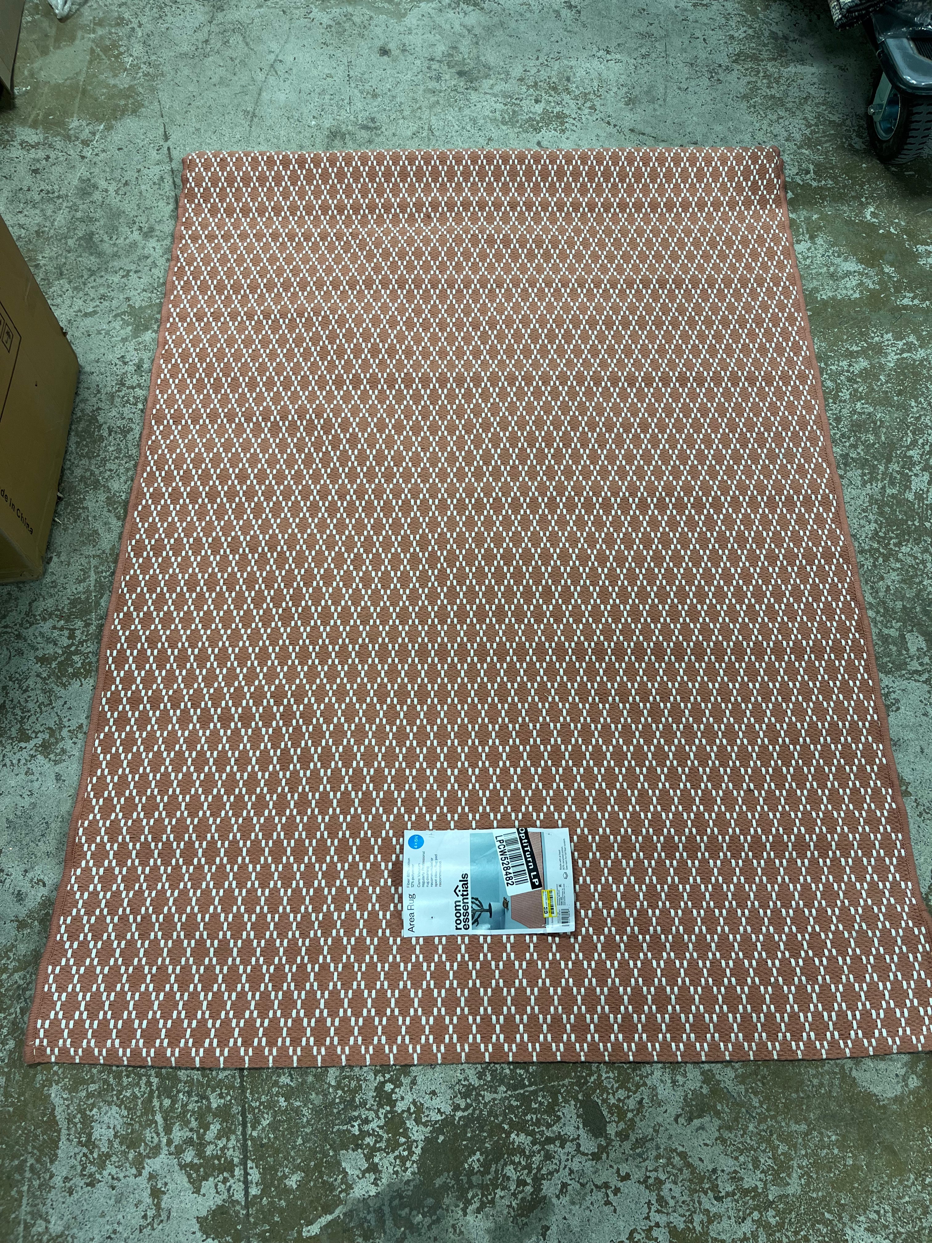 Diamond Power Loom Woven Area Rug Rust - Diamond Pattern, Flat Pile, Indoor Use, Cotton & Polyester - 4'x5'6"