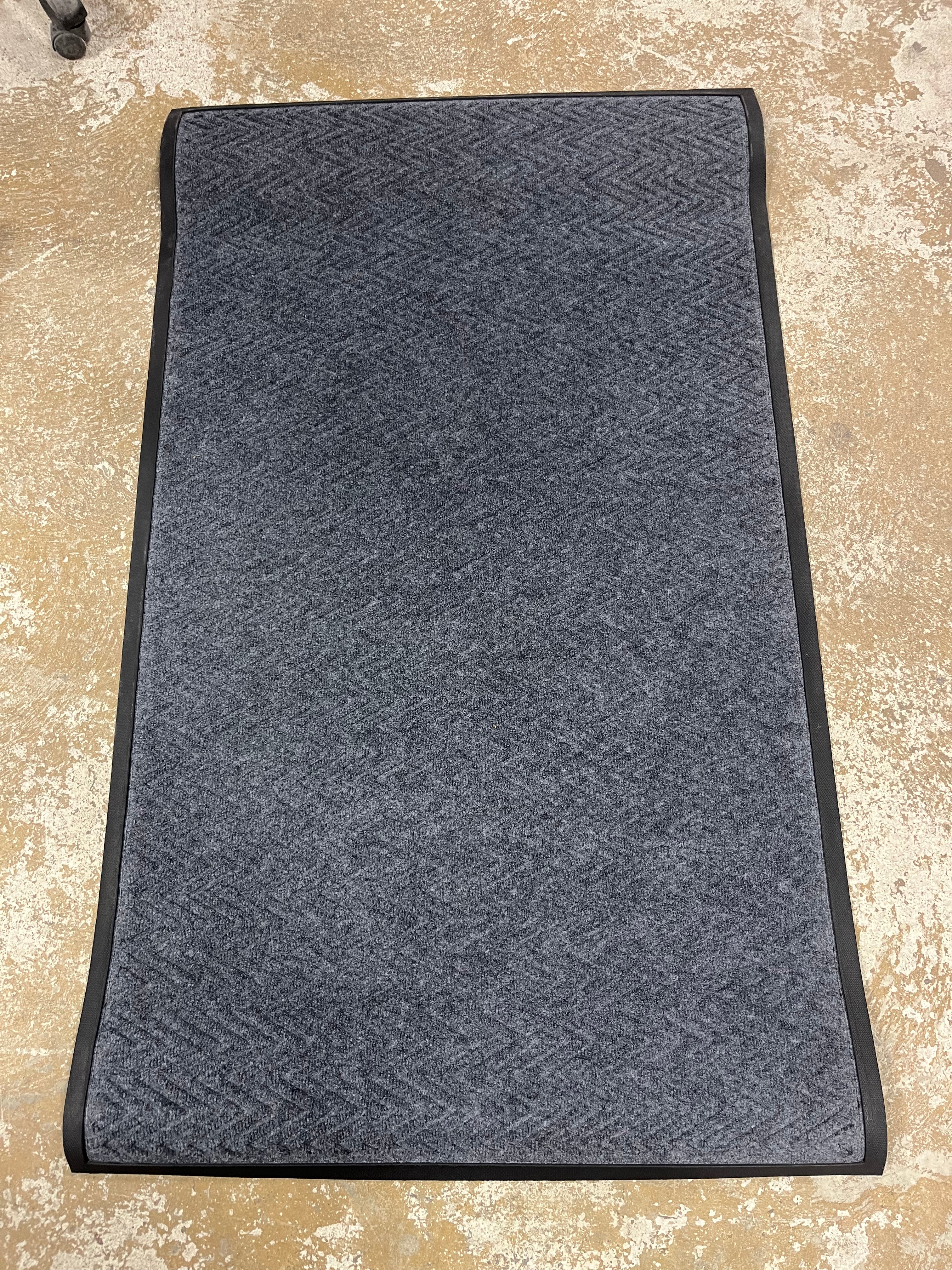 Gateway Utility Doormat Charcoal -  Indoor Outdoor Low Pile Geometric Floor Mat, Rubber Backing 3'X5'