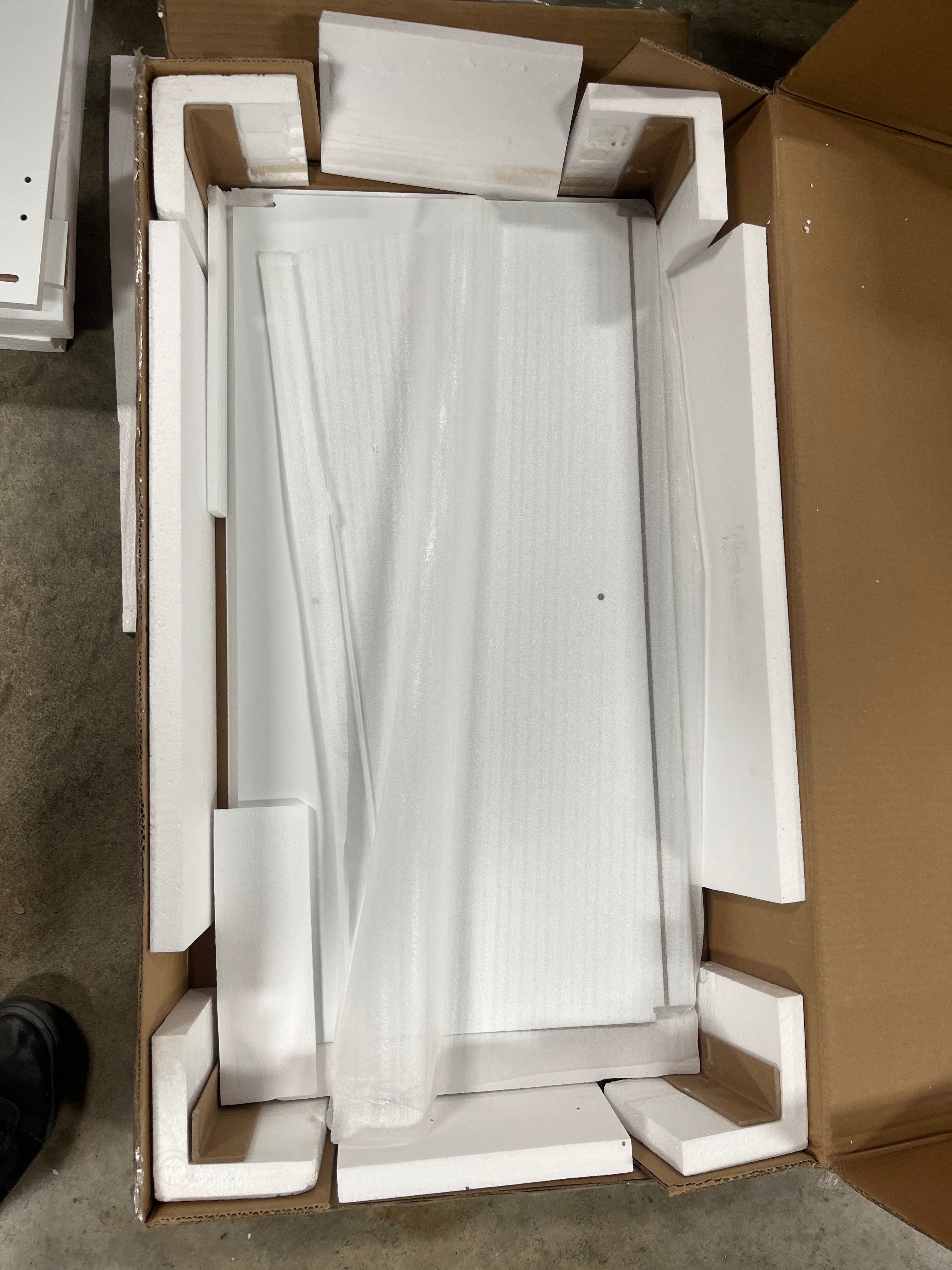 Kids Desk and Chair Set with Hutch and Bulletin Board