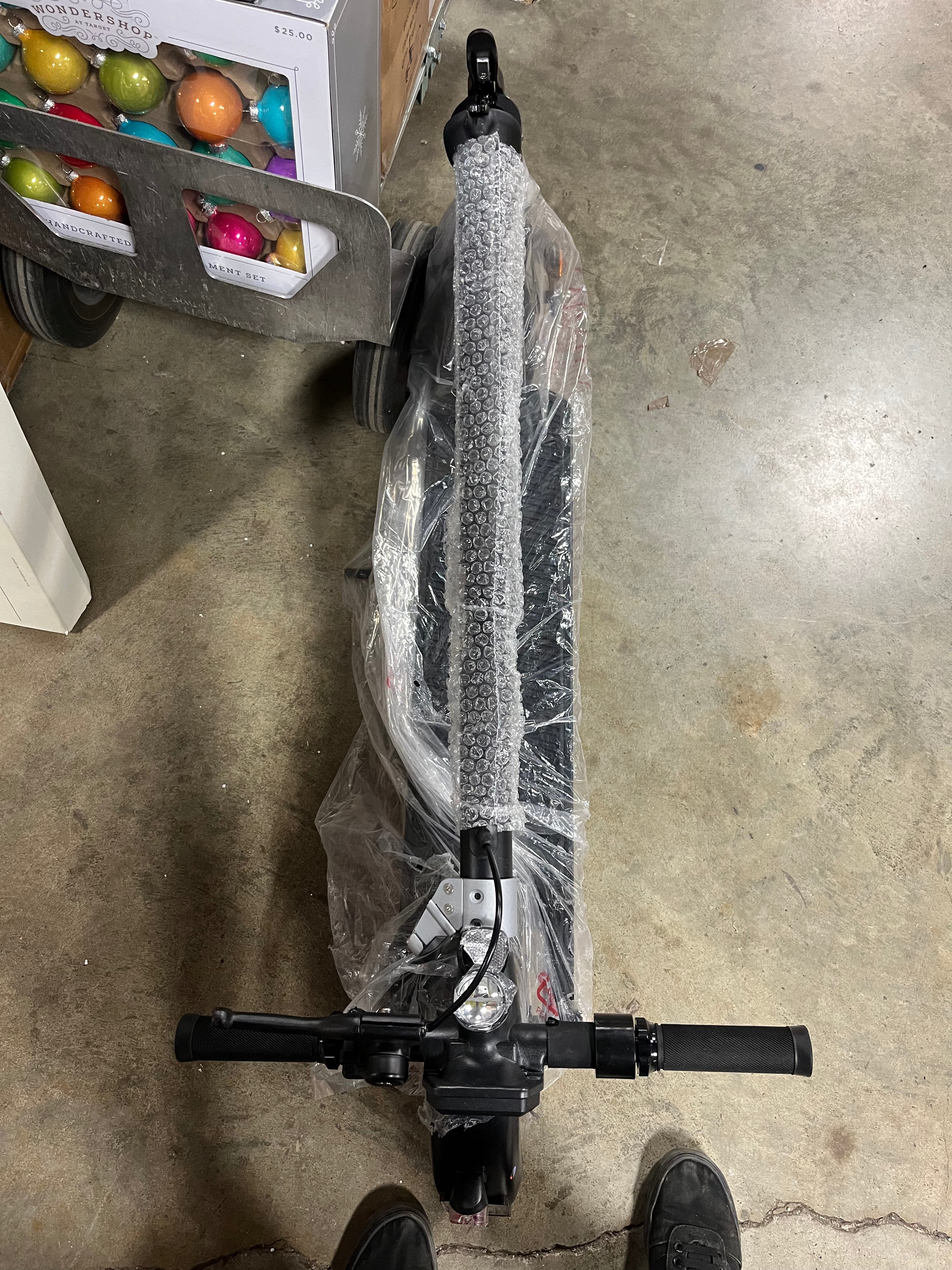 Tour XP Electric Scooter - Black