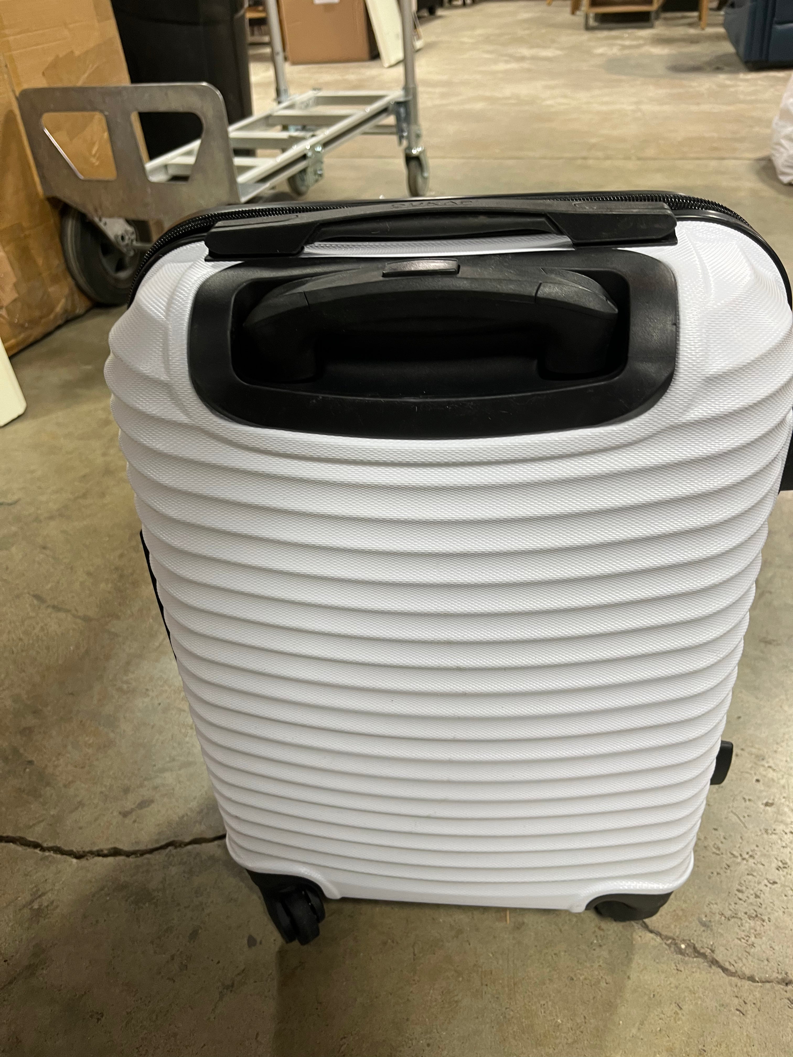 Adly Lightweight Hardside Carry On Spinner Suitcase