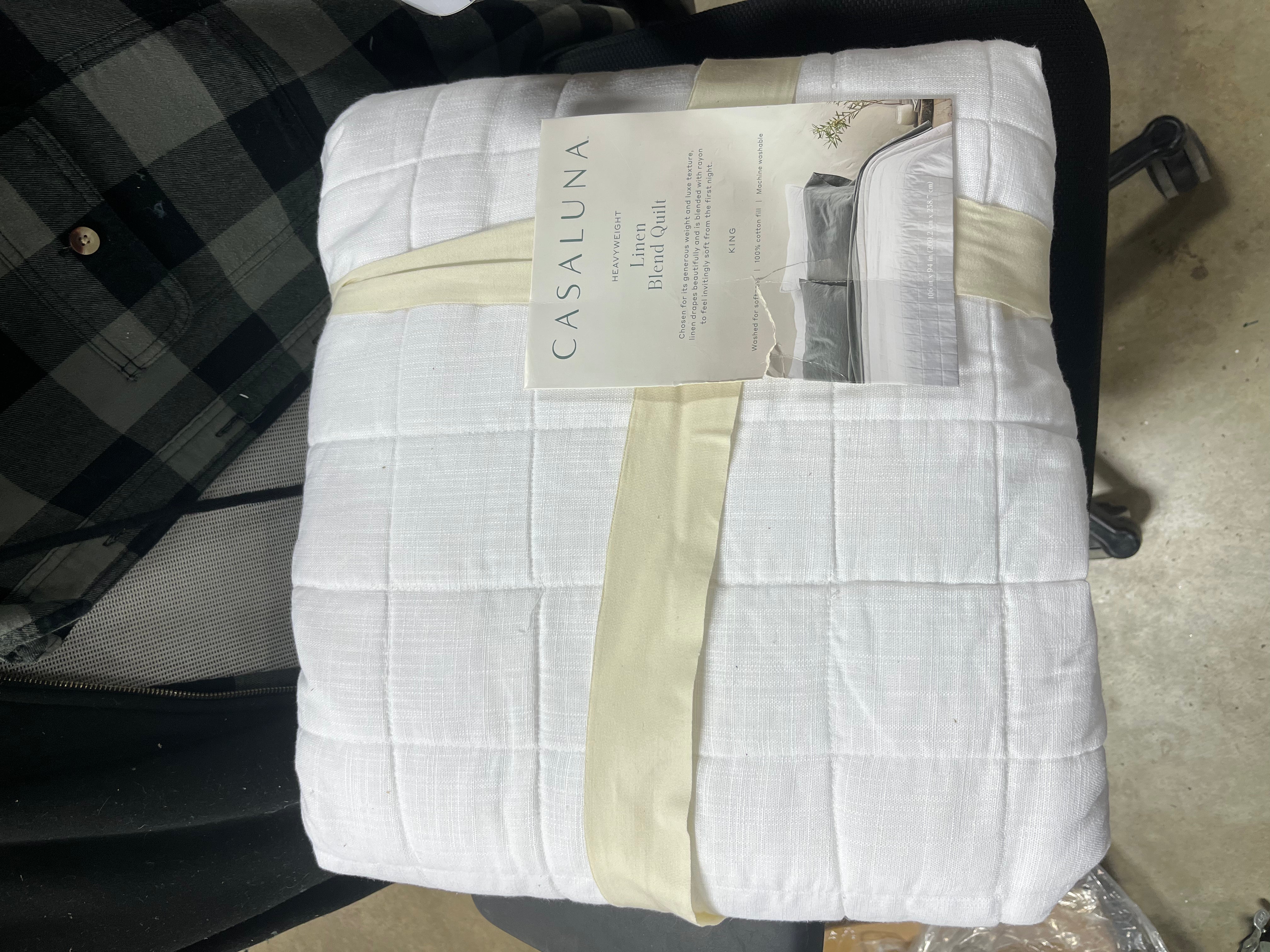 Heavyweight Linen Blend Quilt - King