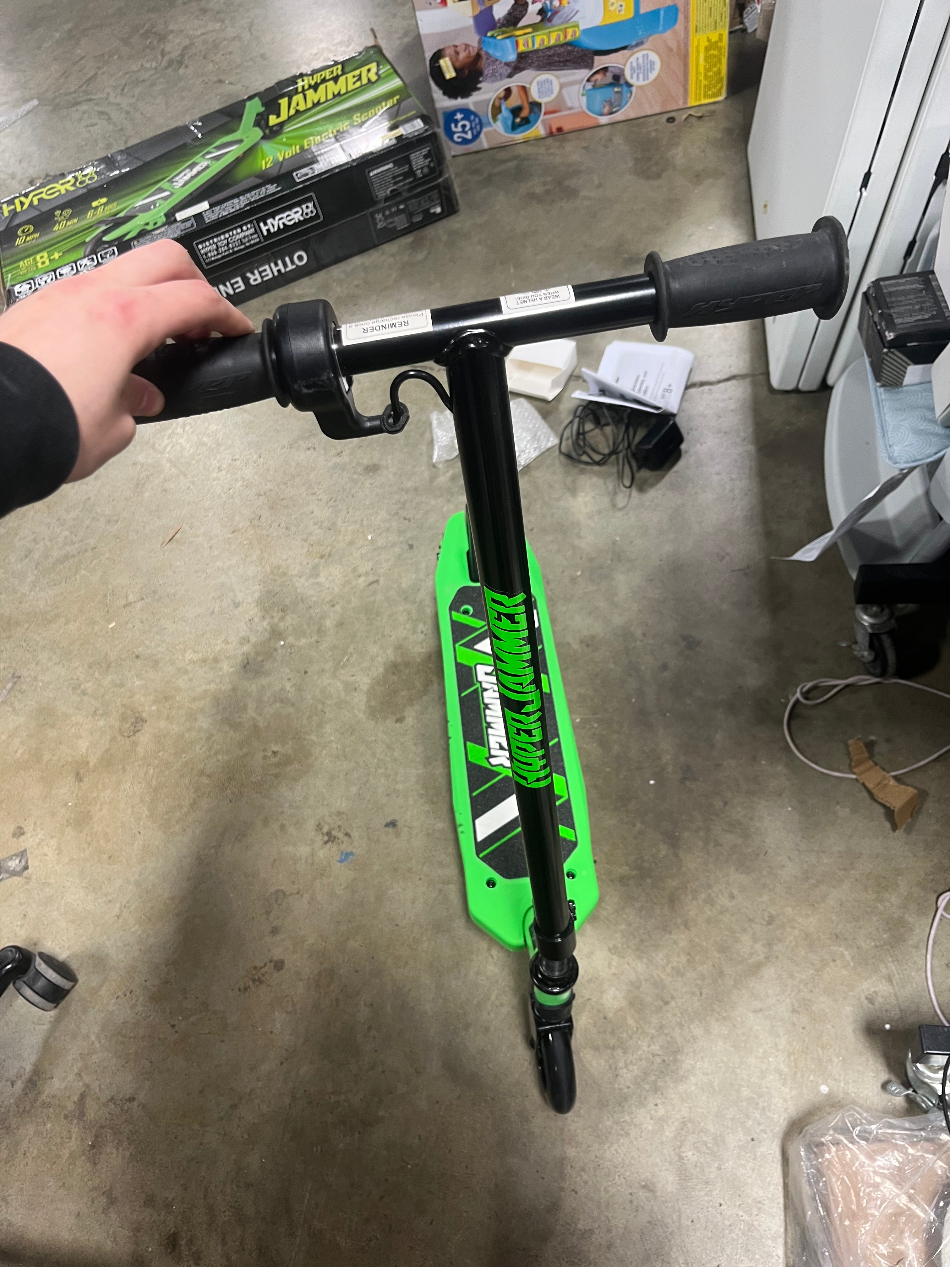 Jammer Kids Electric Scooter 12 Volt Battery Powered Scooter - Green