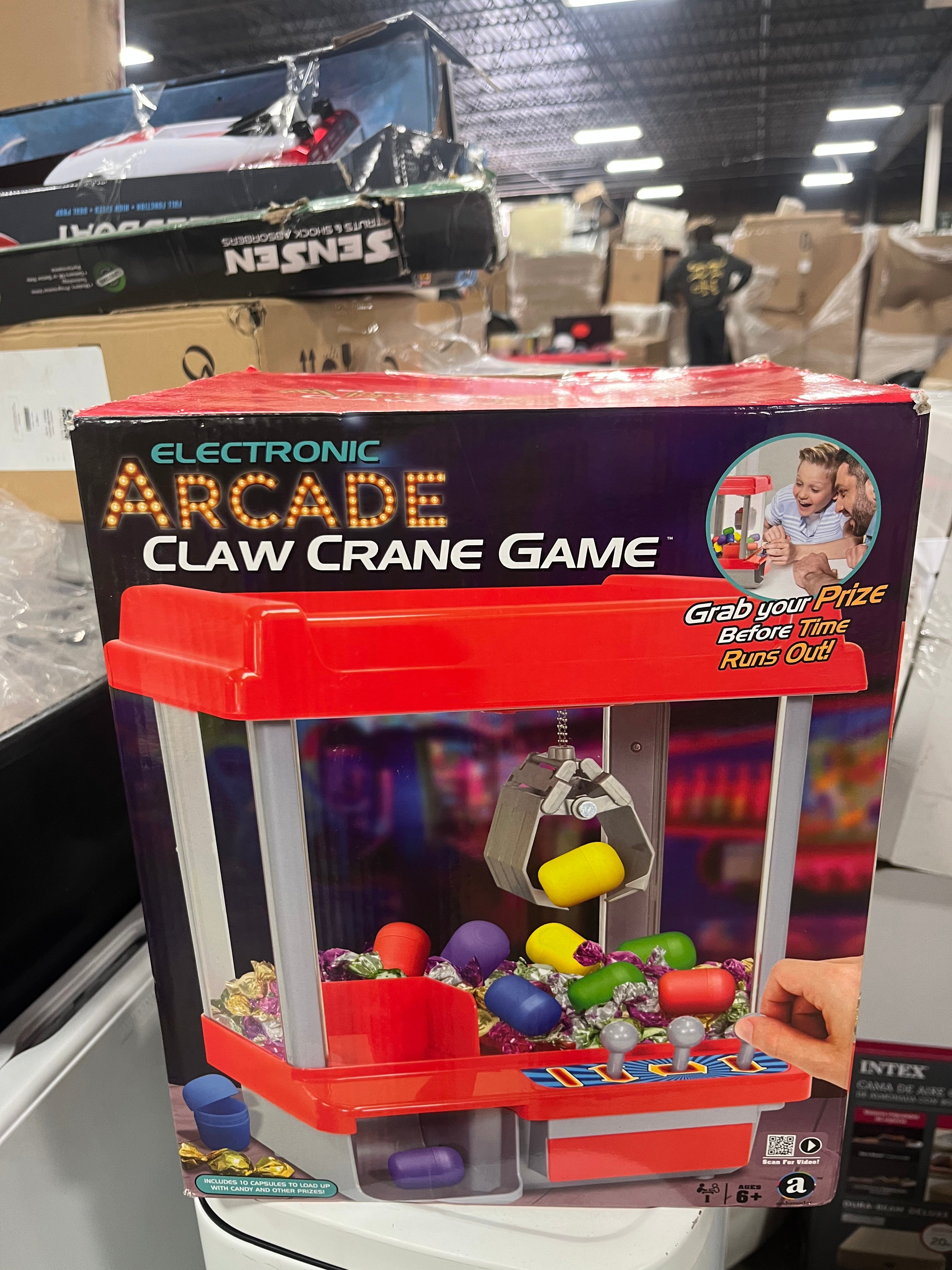 Arcade Claw Crane Game