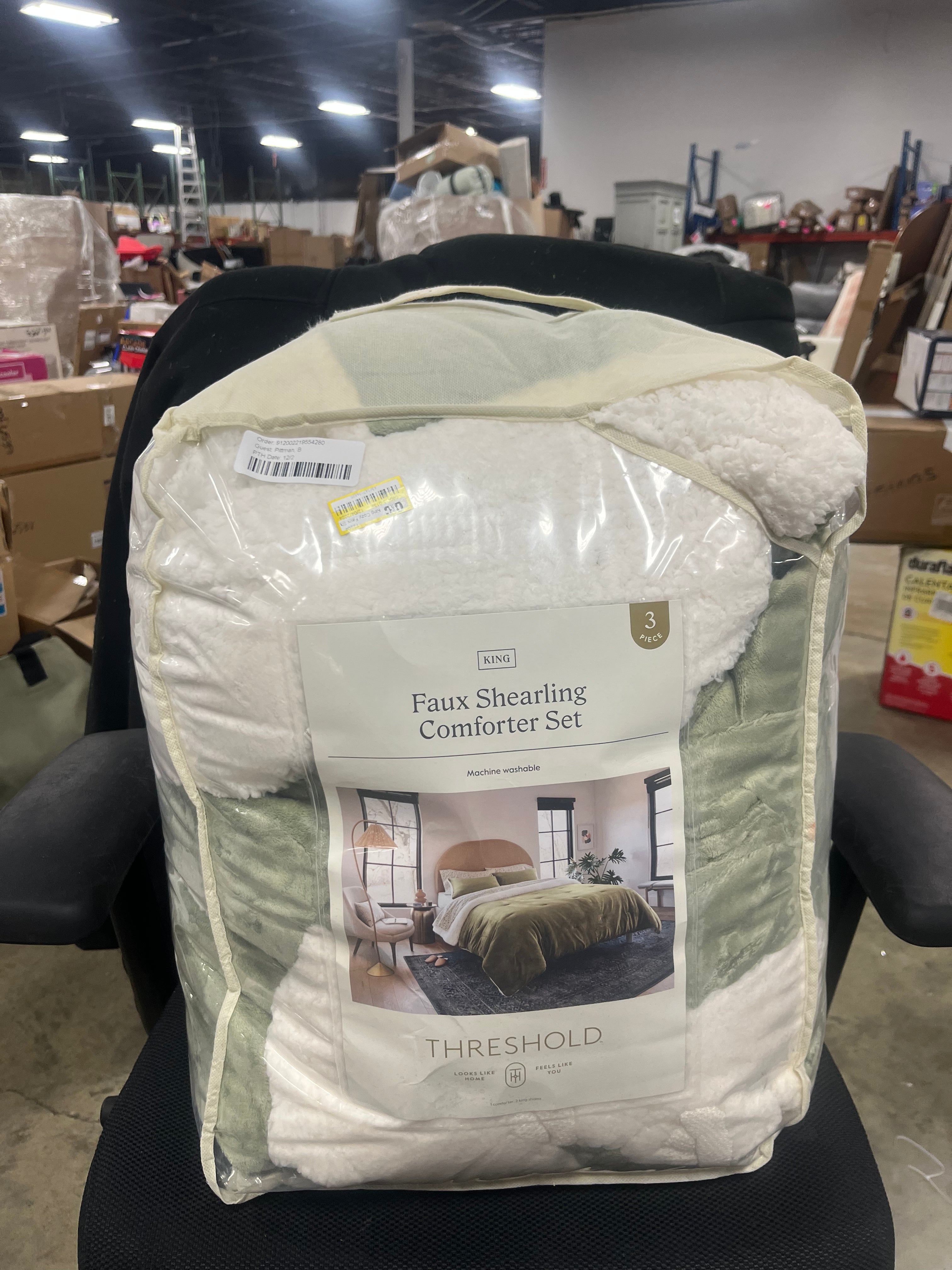 Cozy Faux Shearling Comforter and Sham 3 Piece Set, Green, King