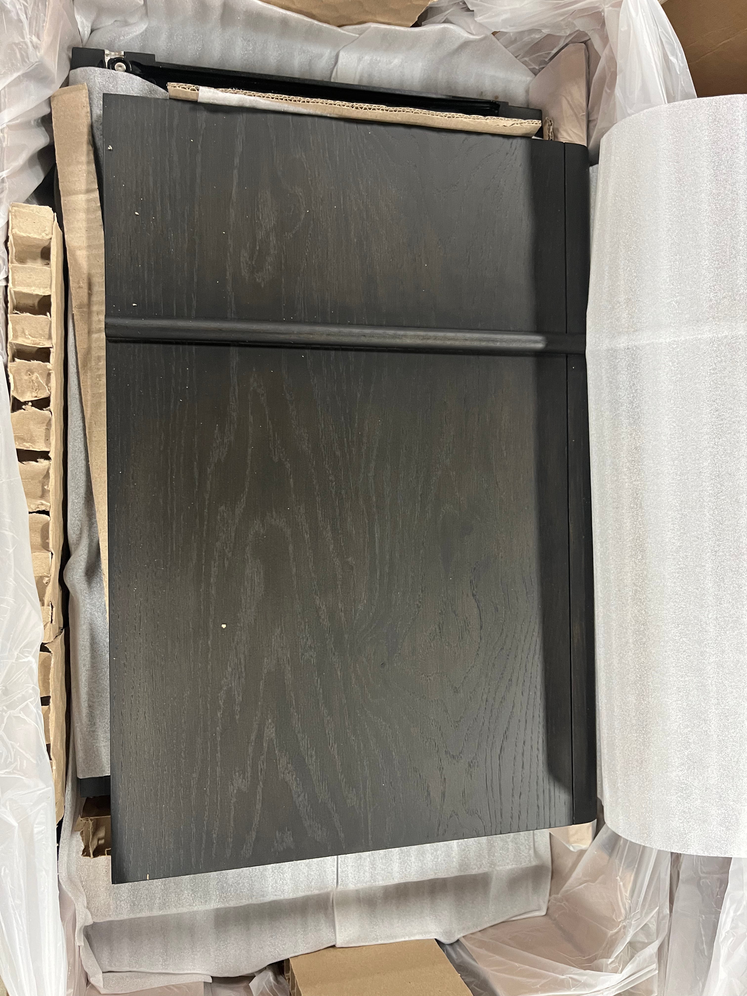 3 Drawer Classic Vertical Dresser