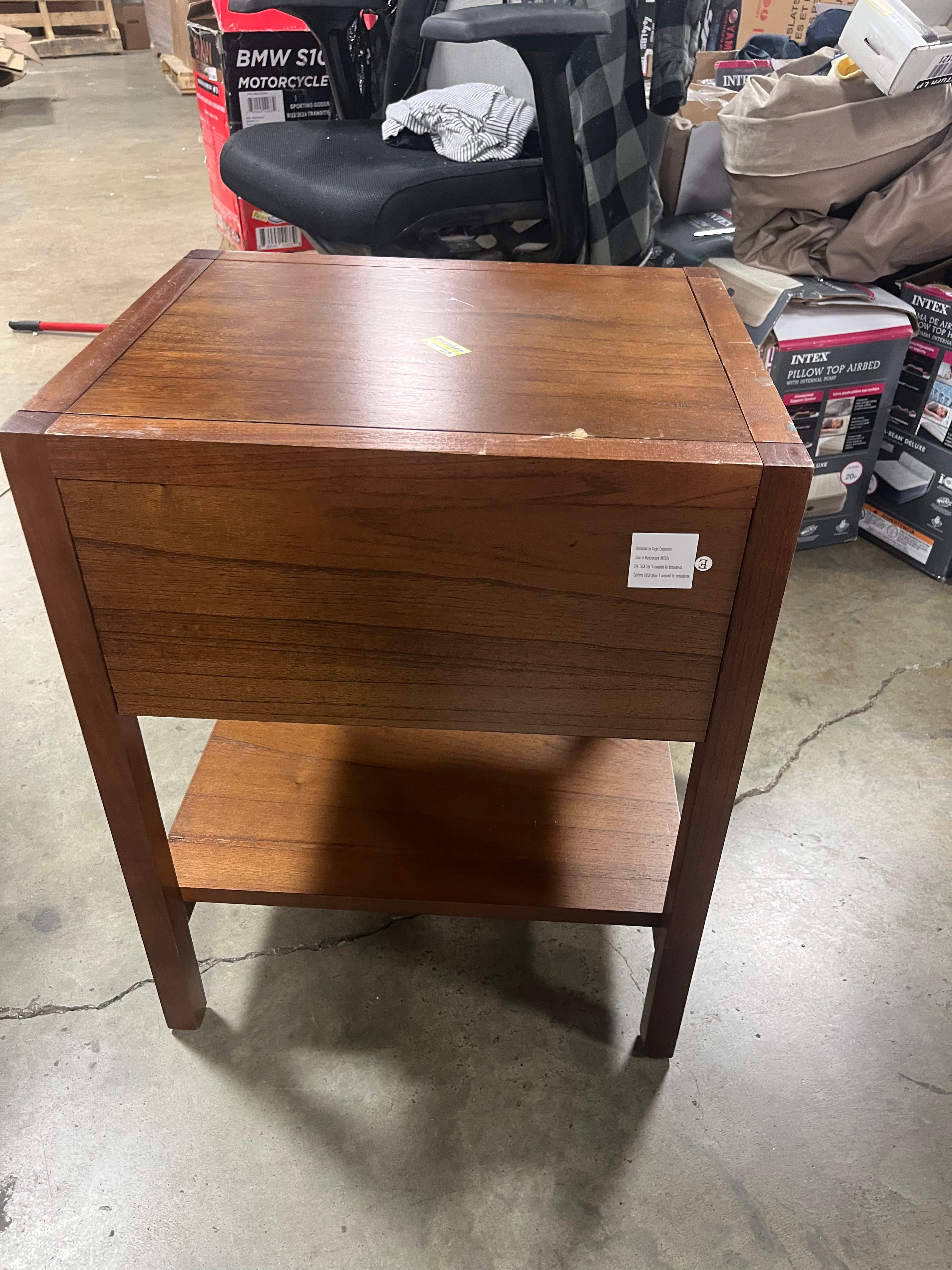 Warwick End Table with Drawer