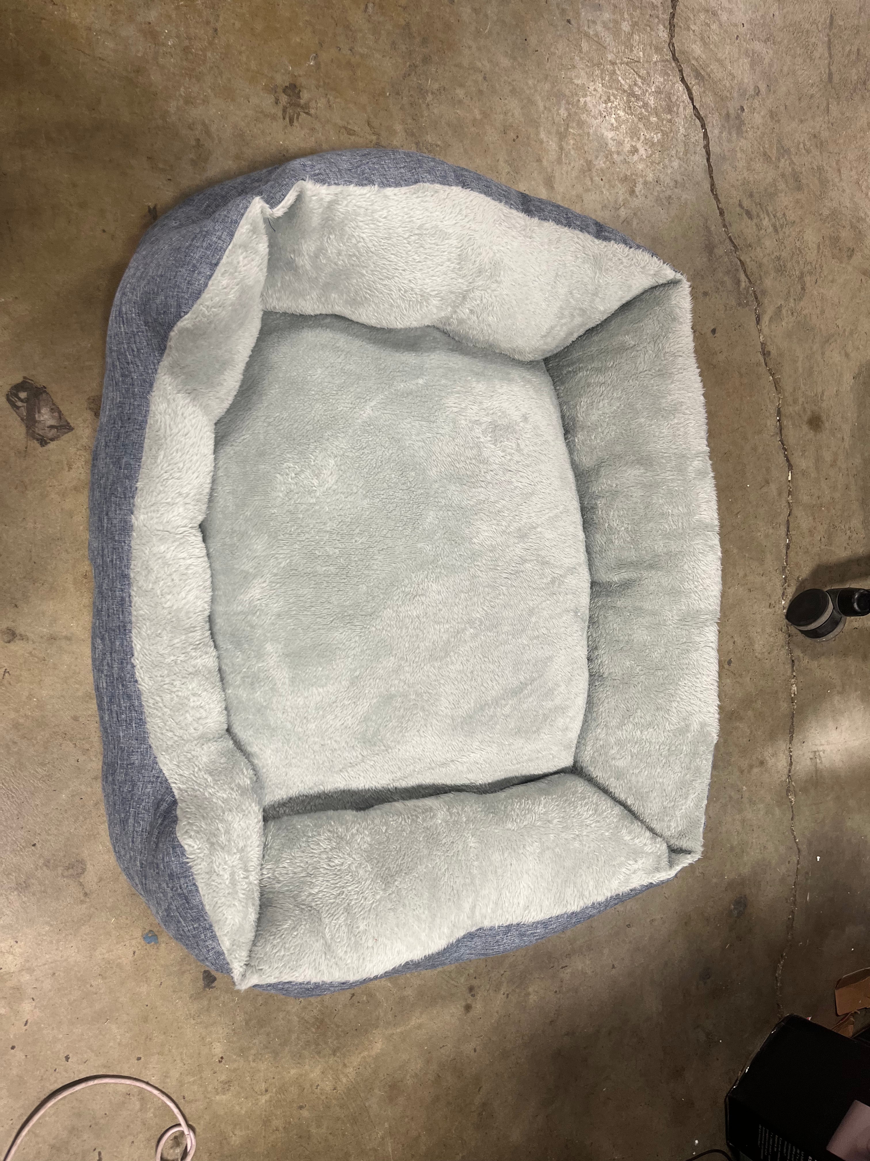 Basic Cuddler Dog and Cat Bolster Bed