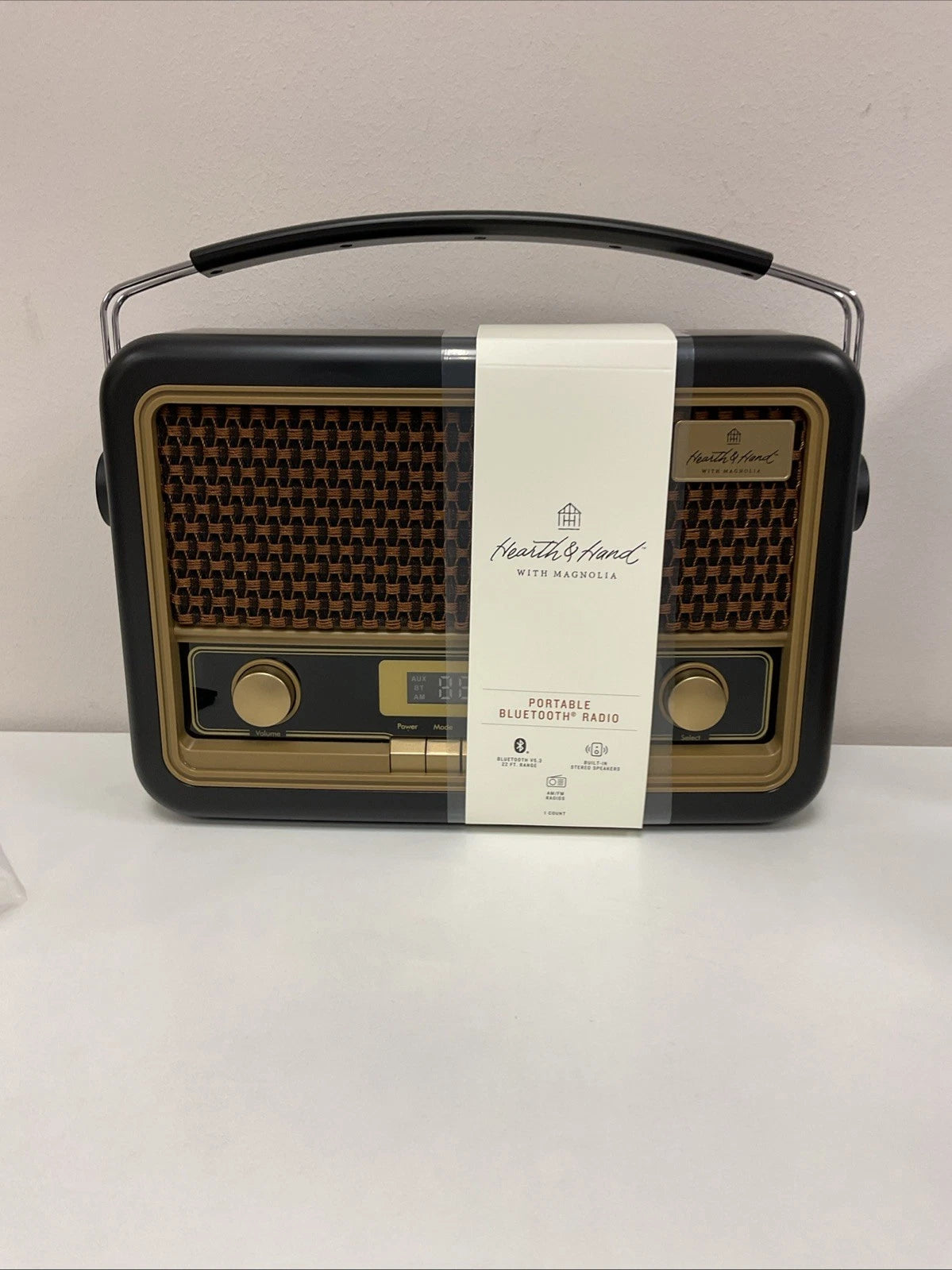 Vintage Style AM/FM Bluetooth Radio Black