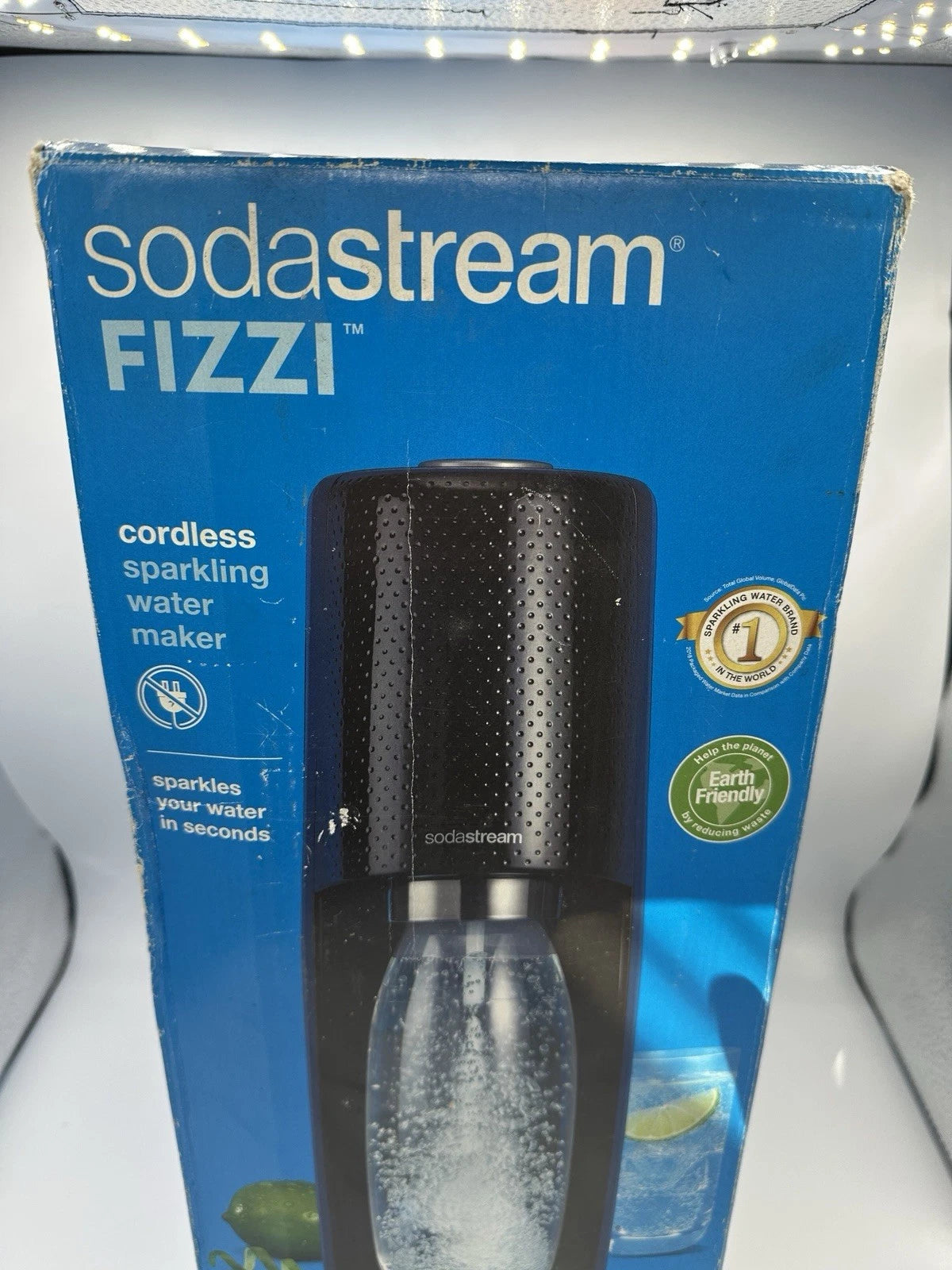 Fizzi Sparkling Water/Soda Maker Starter Pack Black