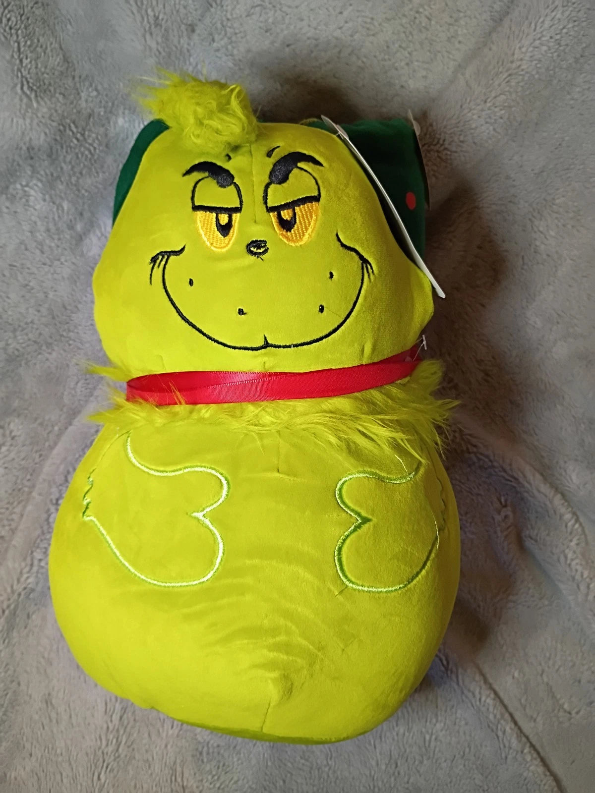 The Grinch Character Pillow & Throw Blanket Set Plush Cozy Christmas, final cut
