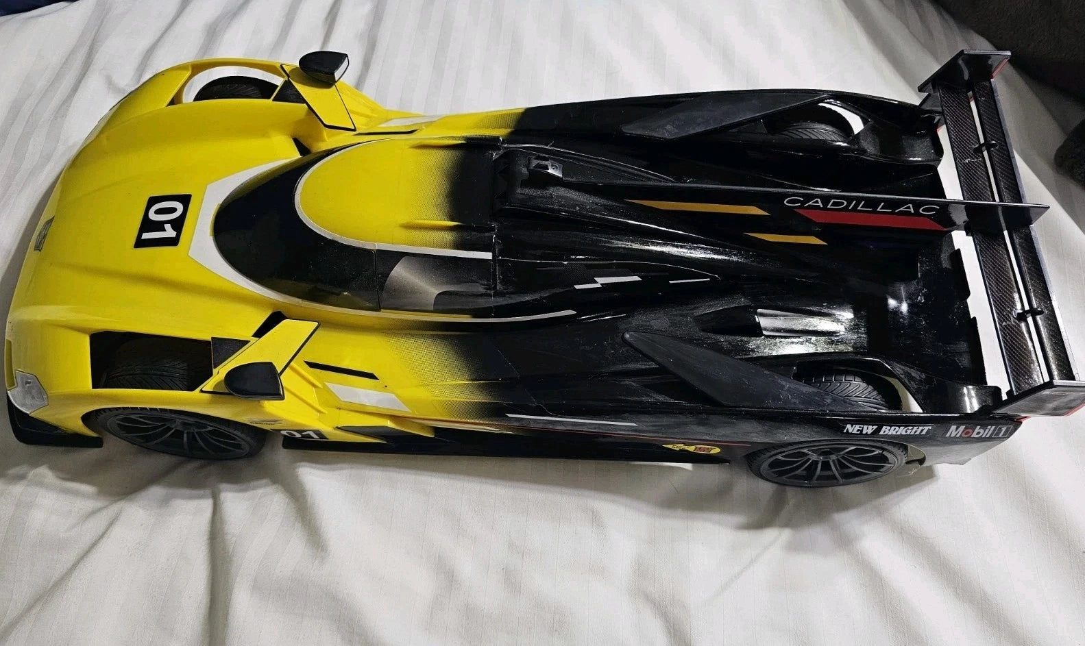 Bright RC Forza Motorsport Cadillac Mobile One With Remote