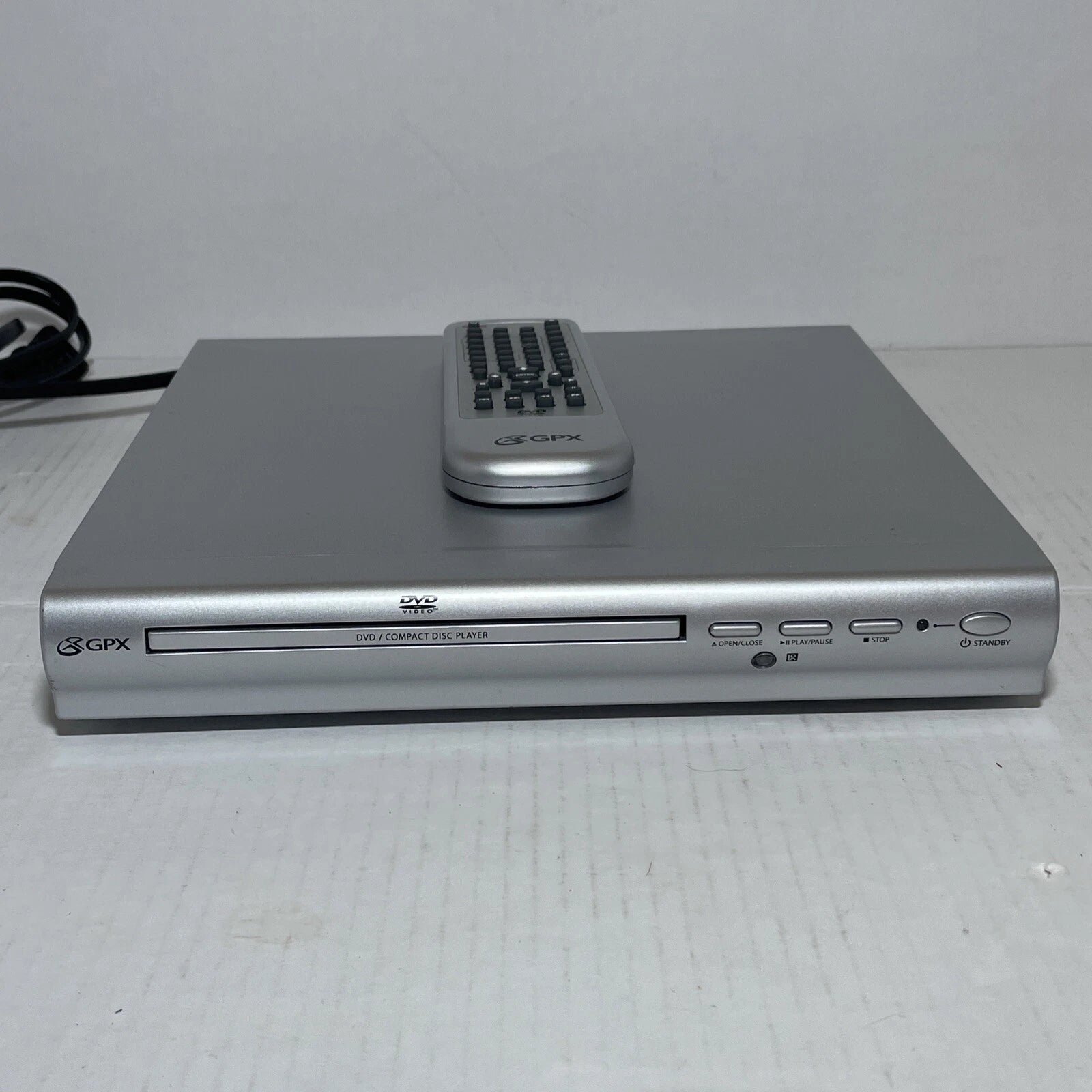 VINTAGE RETRO GPX DVD Player, AV Cables