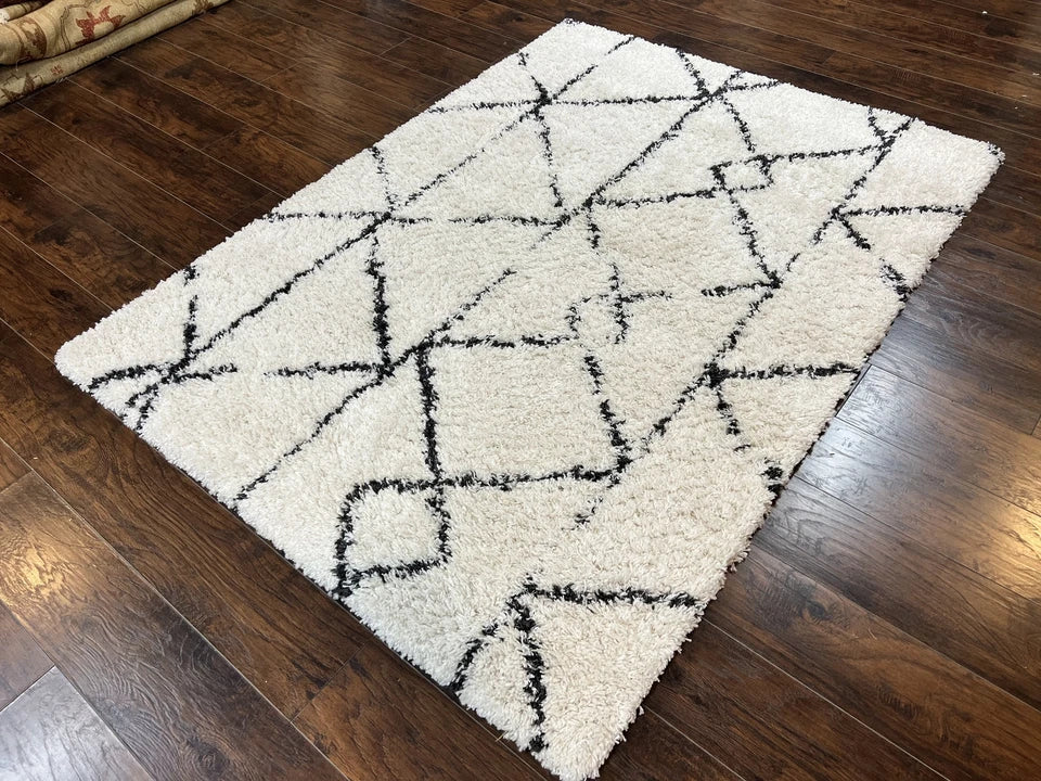 Modern Shag Rug 5x7 Ivory and Black Area Rug