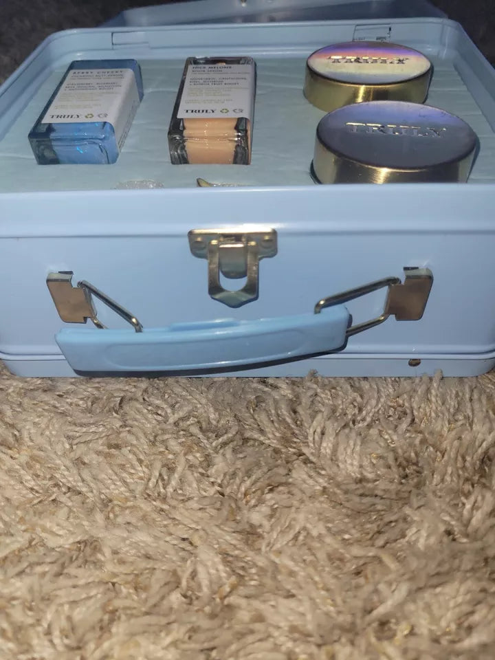 Blue Tin Bath & Body Gift Set