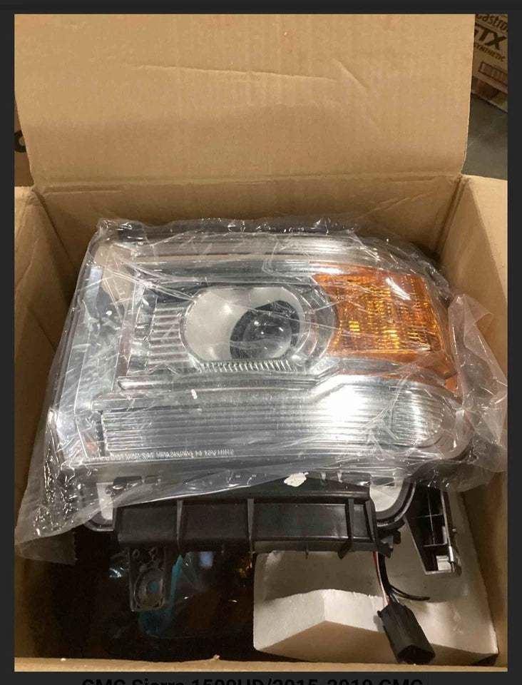 LED HeadlightsGMC Sierra Left+Right Pair
