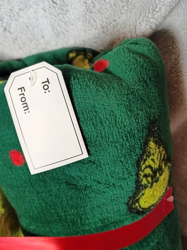 The Grinch Character Pillow & Throw Blanket Set Plush Cozy Christmas, final cut