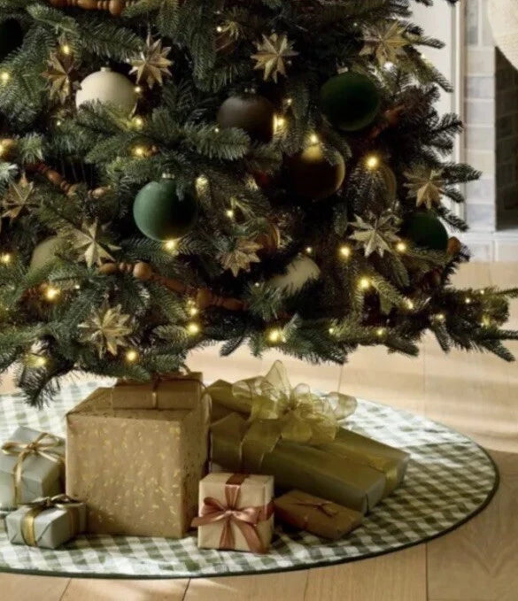 Set of 7 Flocked Velvet Christmas Tree Ornaments final cut