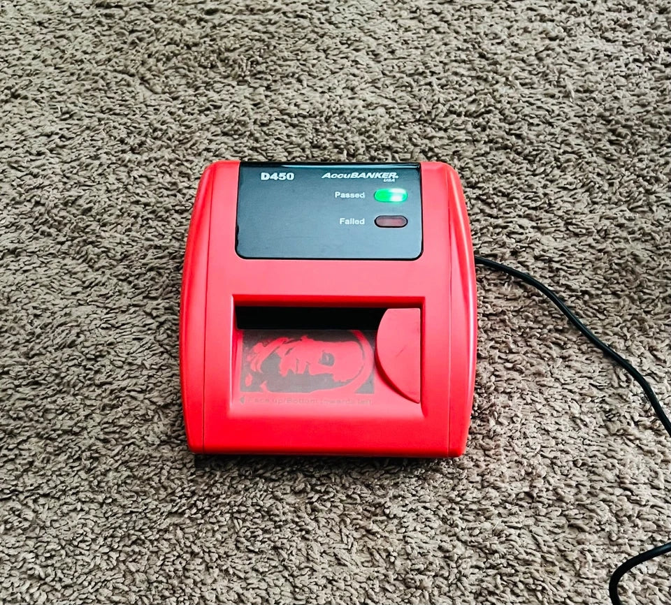 Automatic Counterfeit Bill Detector w/ AC Adapter - Red