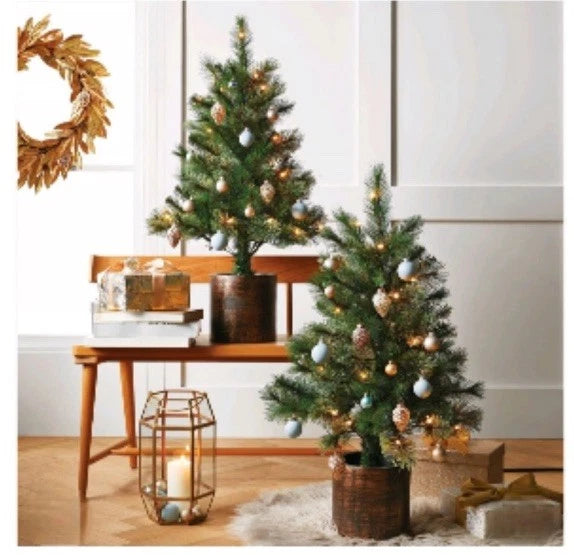 Potted Virginia Pine Pre Lit Tree 1-Piece