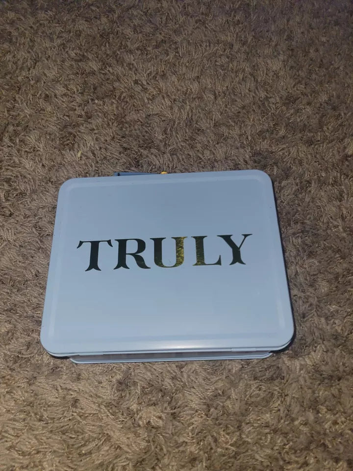 Blue Tin Bath & Body Gift Set