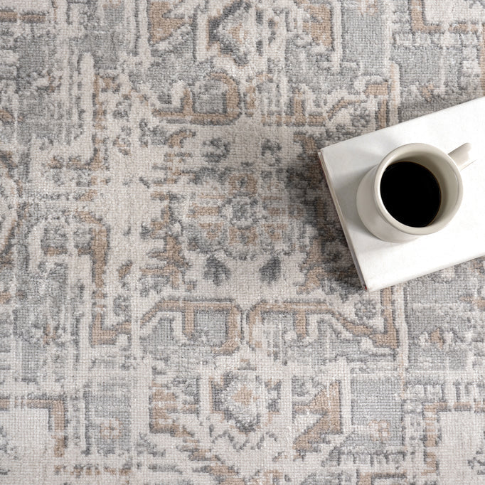 Lilibet Traditional Medallion Area Rug