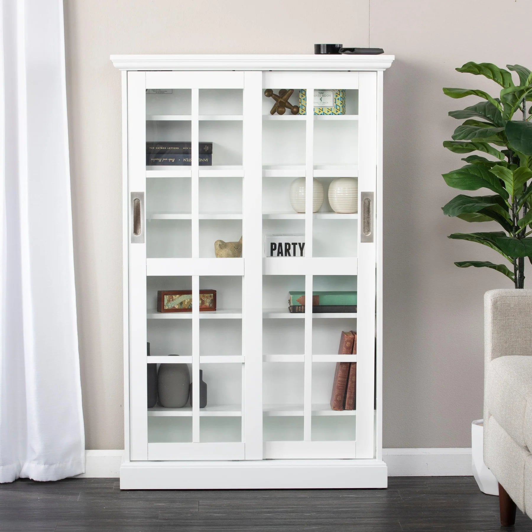 Media Cabinet W/ Sliding Doors - White