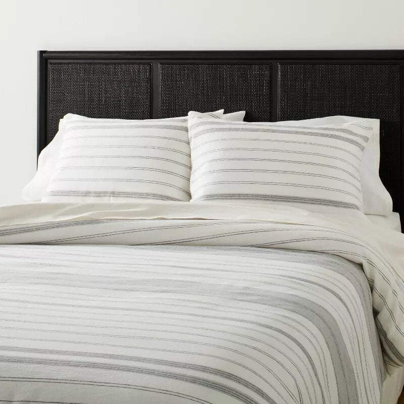 Alternating Pinstripe Comforter & Sham Set Gray/Cream - King