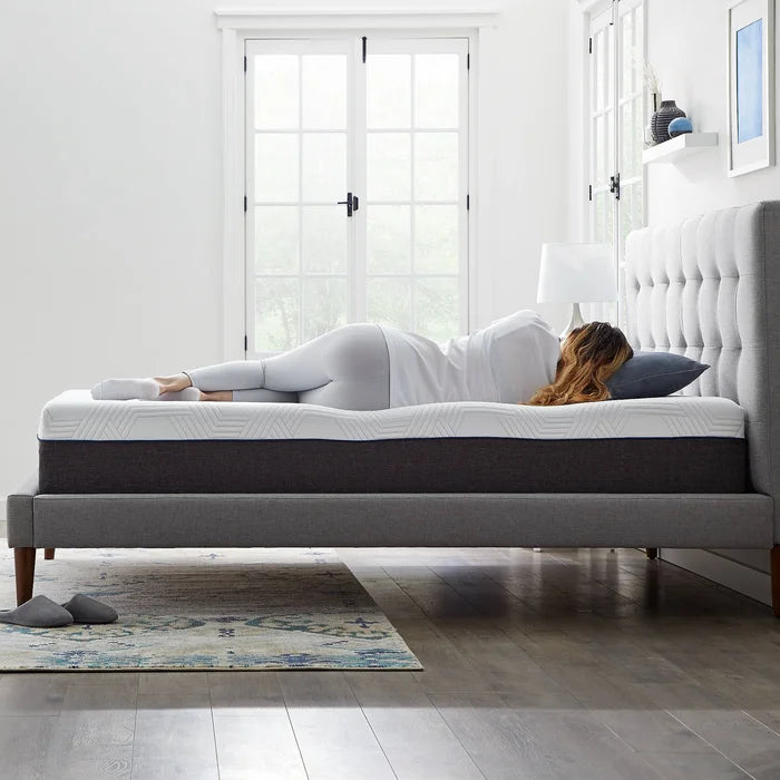 12'' Plush Mattress, Queen