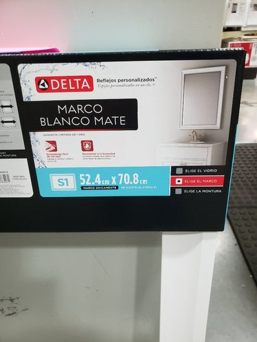 21" x 28" Small/S1 Rectangular Mirror Frame in Matte White (Set of 2)