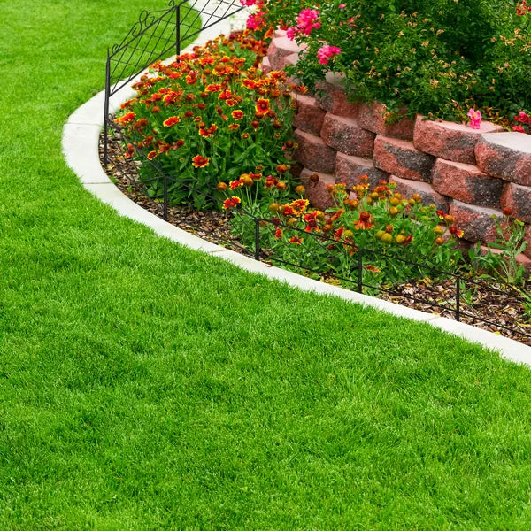 16.5 in. H x 7.5 ft. W Lattice Metal Garden Edging (Set of 5)