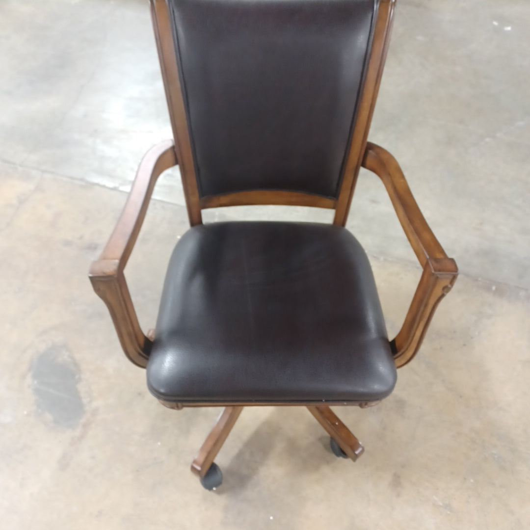 Park View Arm Chair in Brown Oak