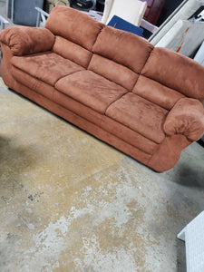 Piedmont Furniture Zuckerman Sofa